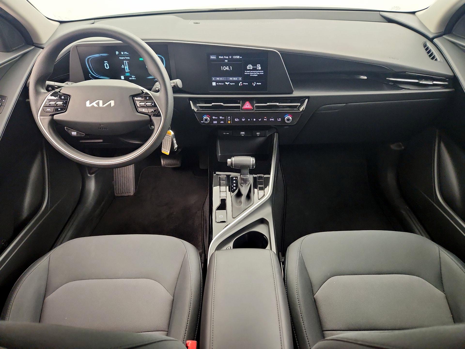 Thumbnail: 2023 Kia Niro - 9