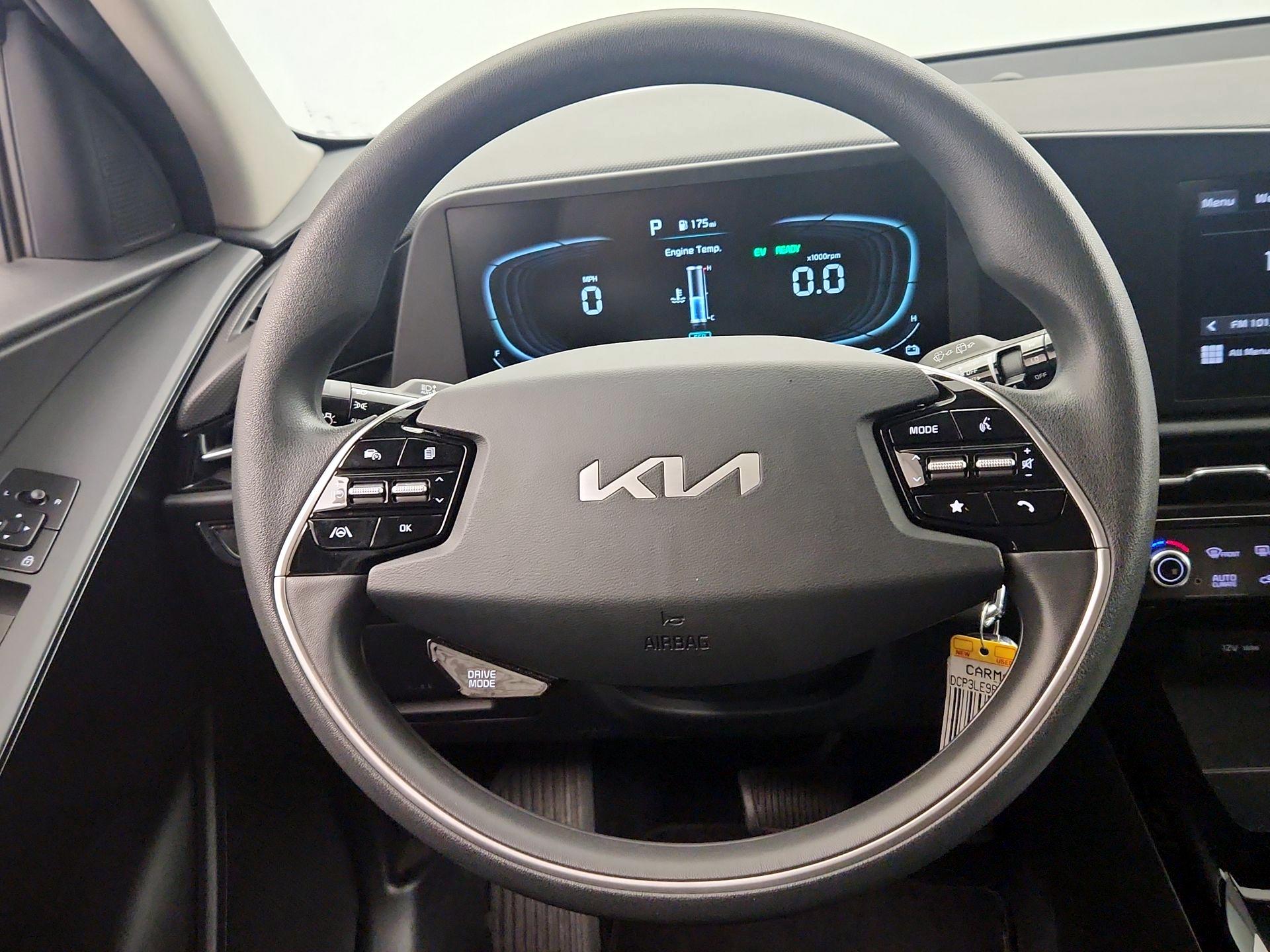 Thumbnail: 2023 Kia Niro - 10