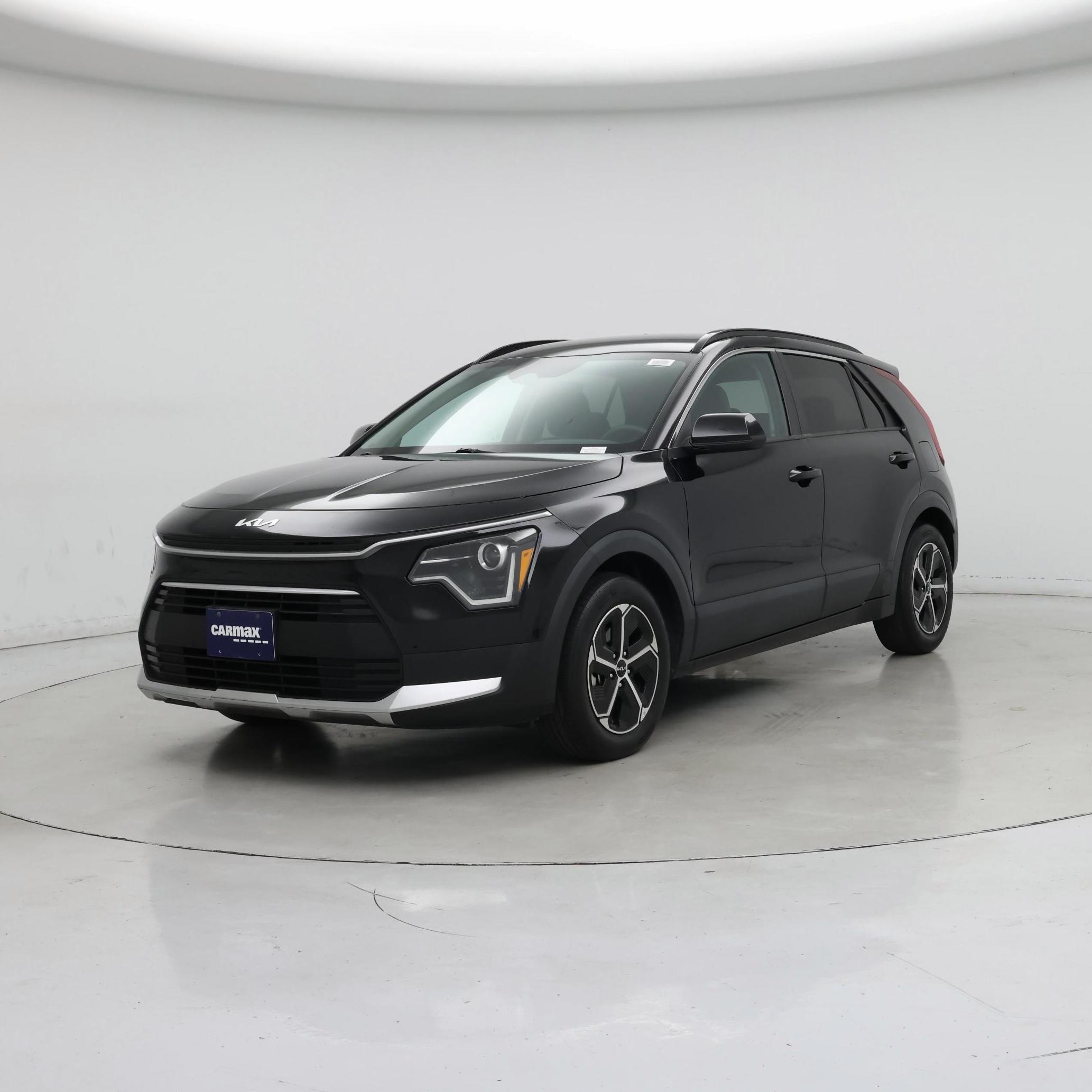 Thumbnail: 2023 Kia Niro - 4