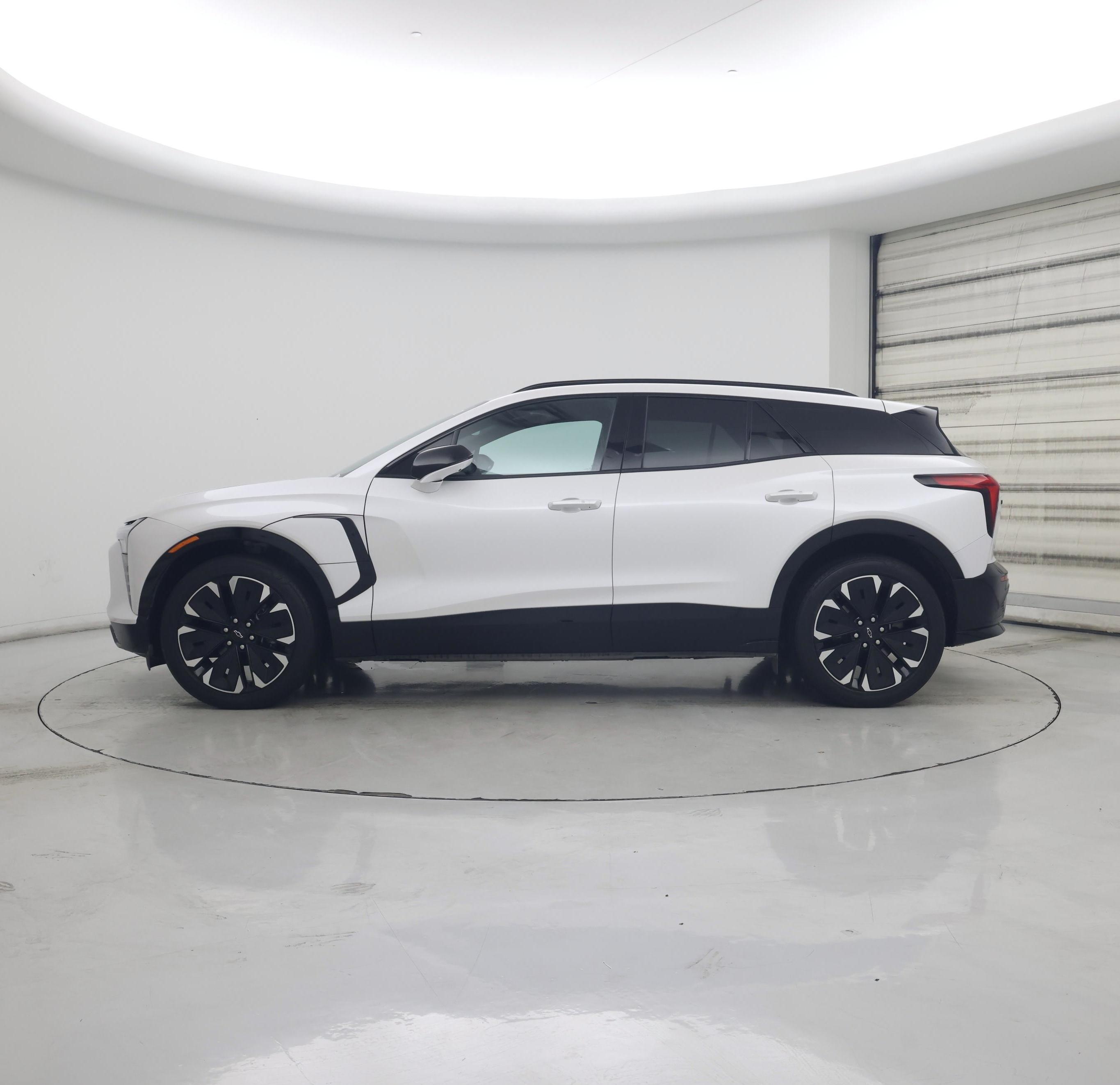 Thumbnail: 2024 Chevrolet Blazer EV - 3