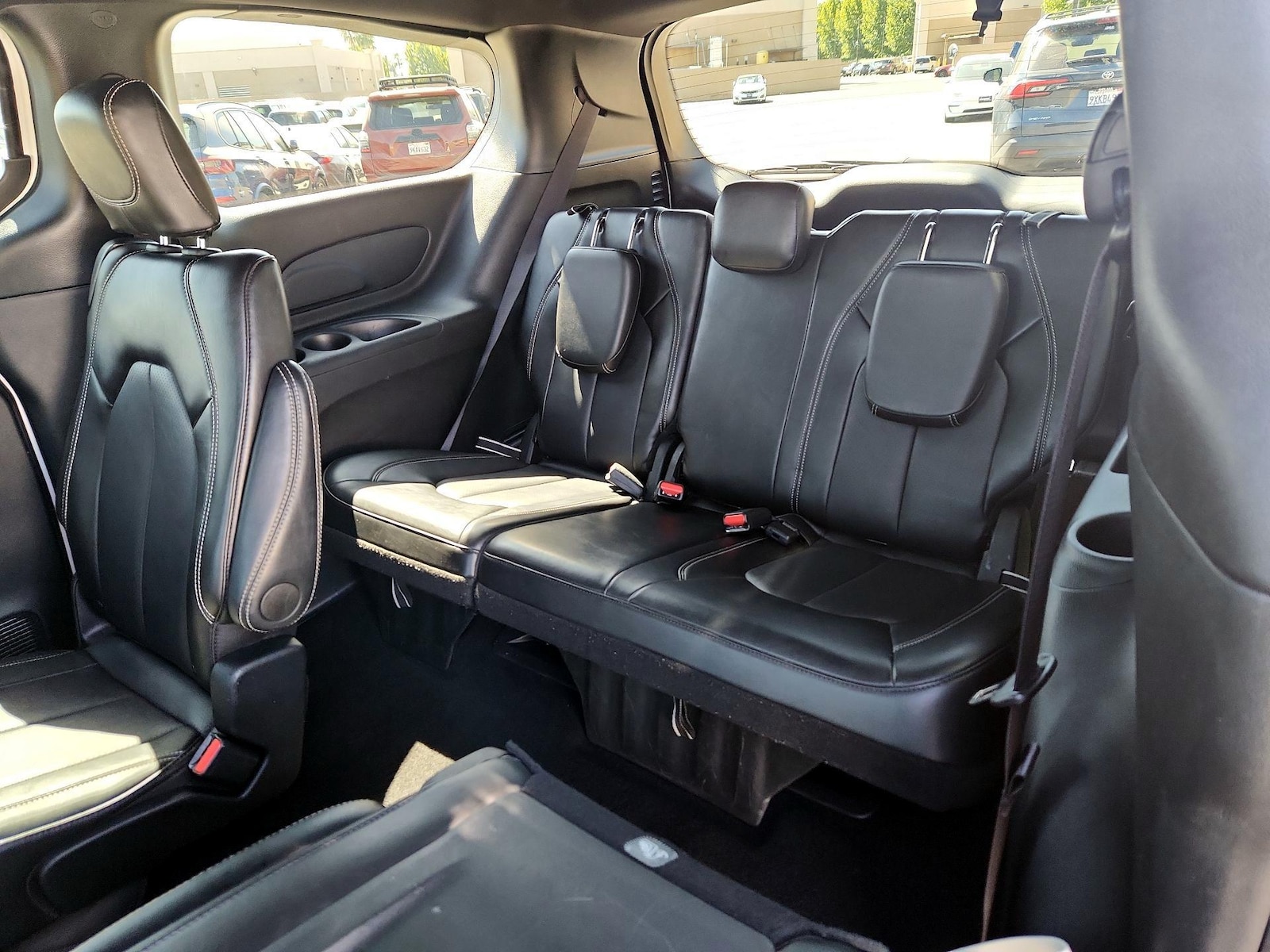 2025 Chrysler Pacifica Select - Photo 20