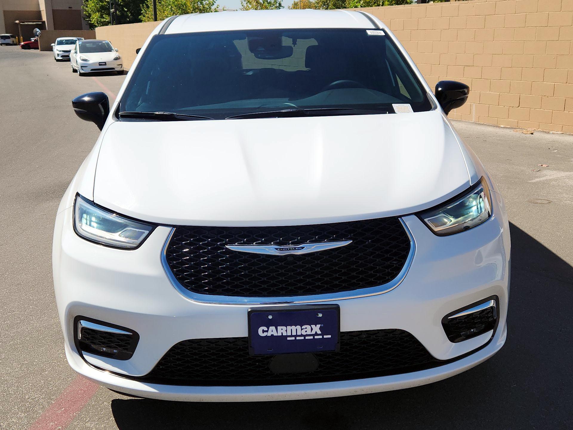 Thumbnail: 2025 Chrysler Pacifica - 2