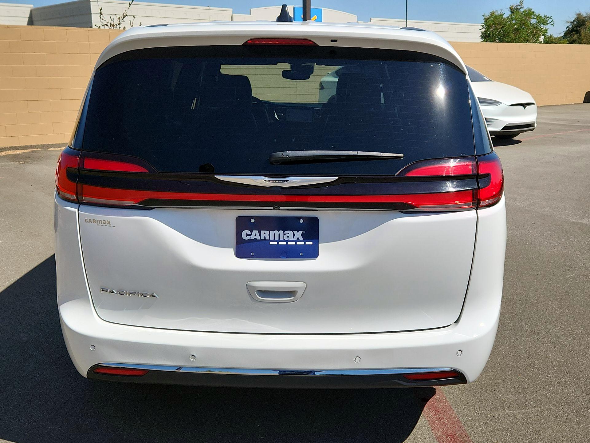 Thumbnail: 2025 Chrysler Pacifica - 6