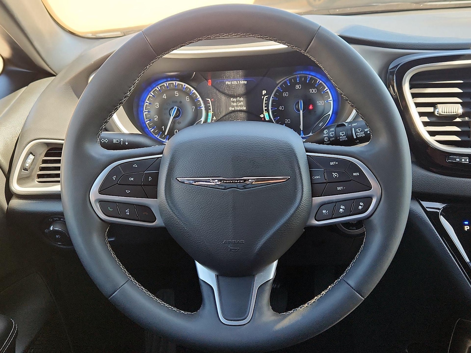2025 Chrysler Pacifica Select - Photo 10