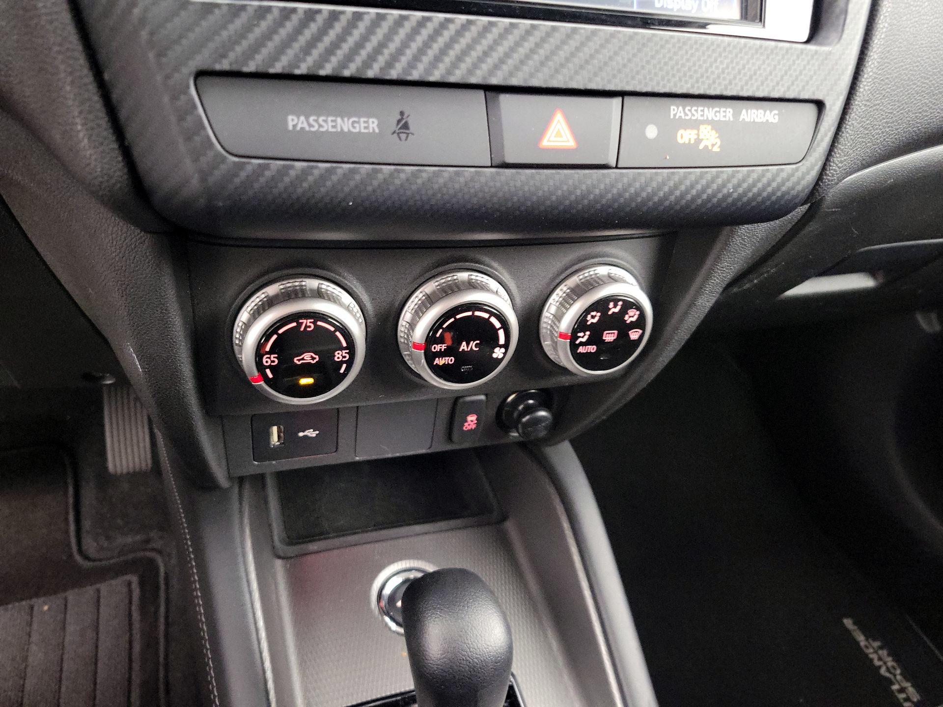 Thumbnail: 2024 Mitsubishi Outlander Sport - 15
