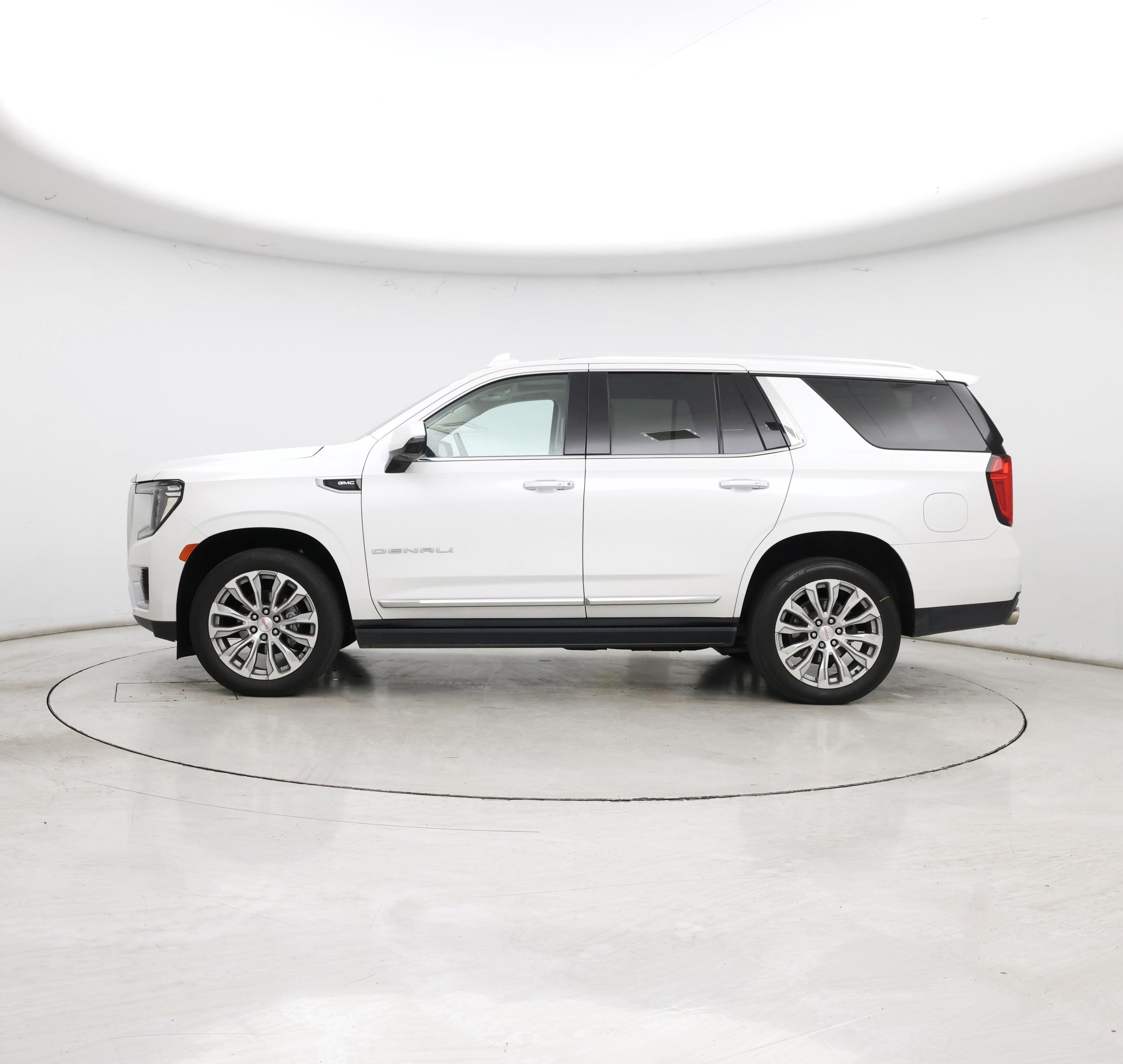 Thumbnail: 2022 GMC Yukon - 3