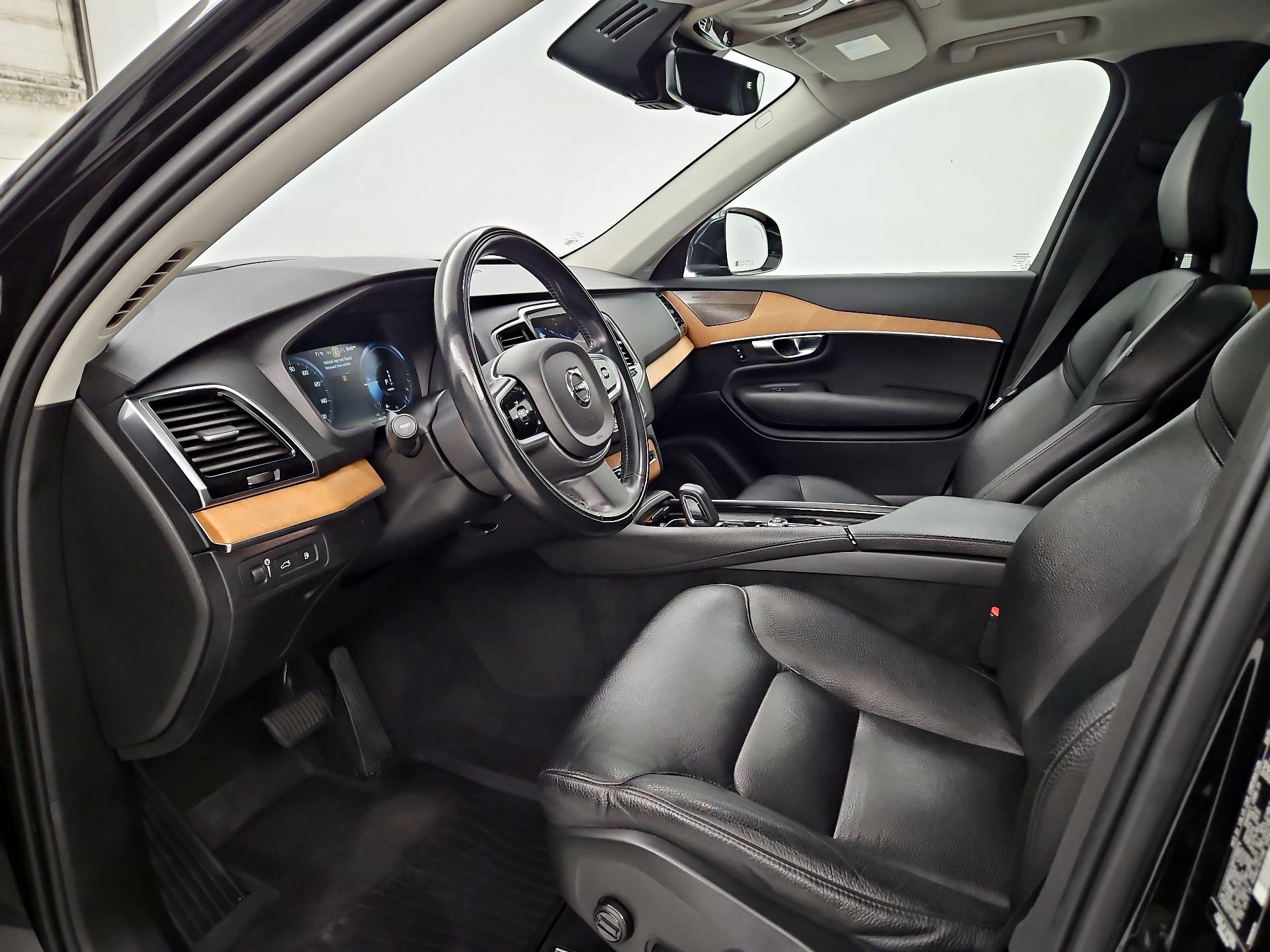 Thumbnail: 2021 Volvo XC90 - 11