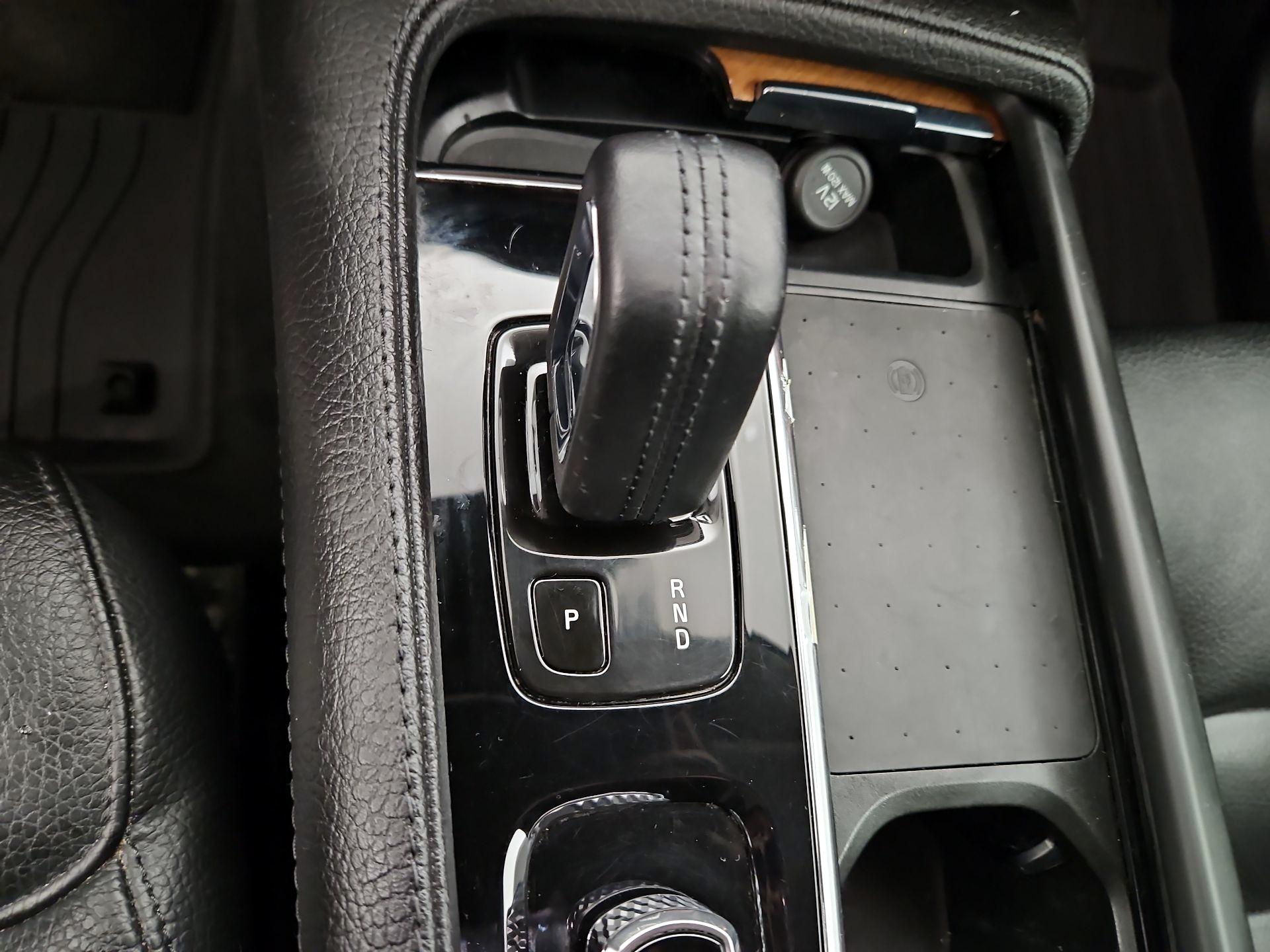 Thumbnail: 2021 Volvo XC90 - 18