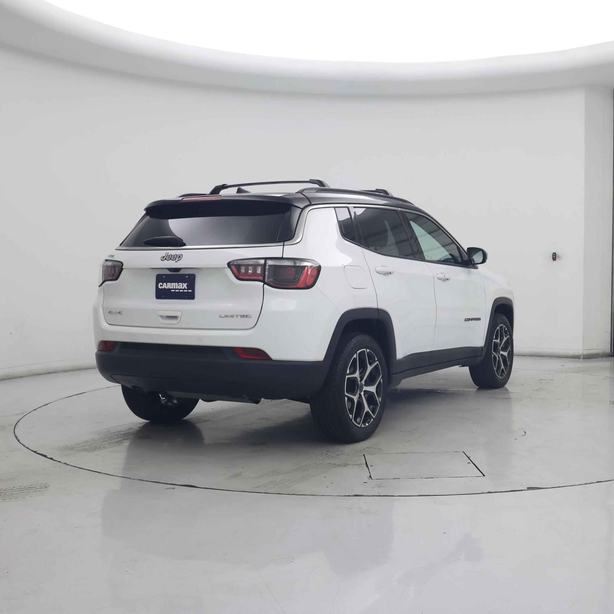 Thumbnail: 2025 Jeep Compass - 8