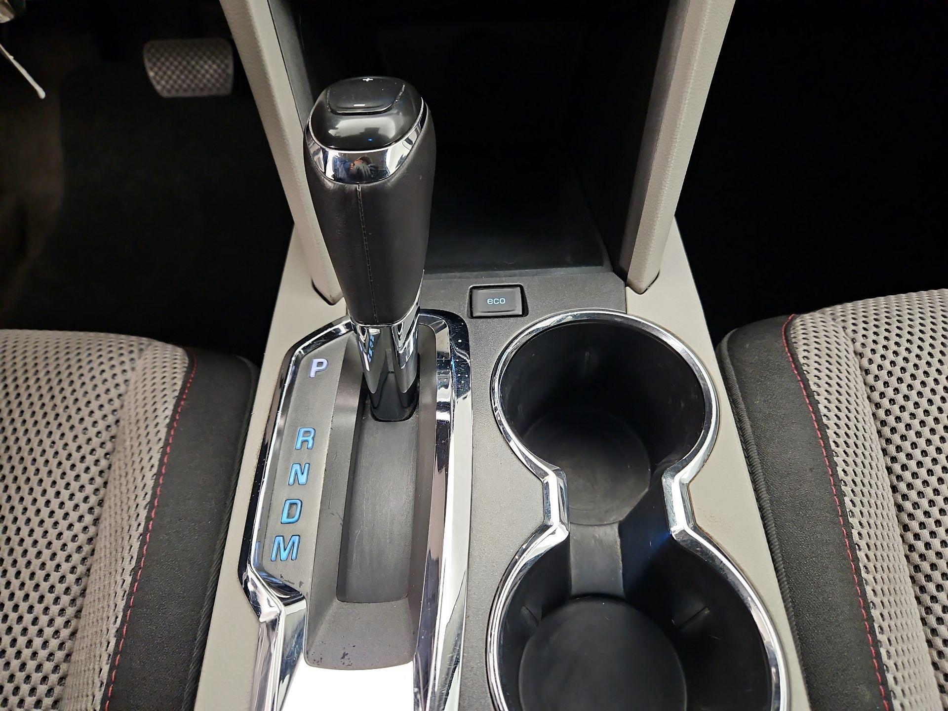 Thumbnail: 2016 Chevrolet Equinox - 16