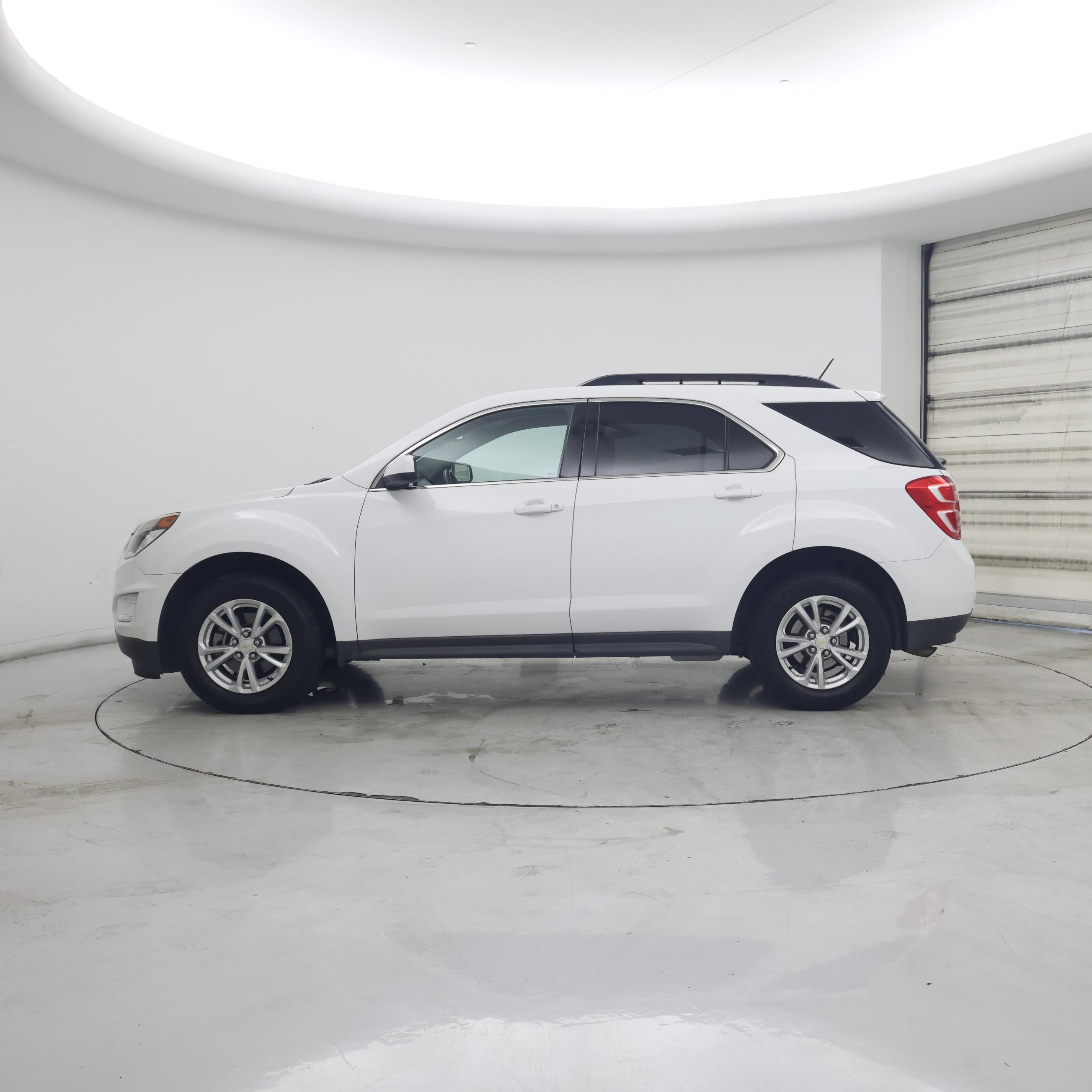 Thumbnail: 2016 Chevrolet Equinox - 3