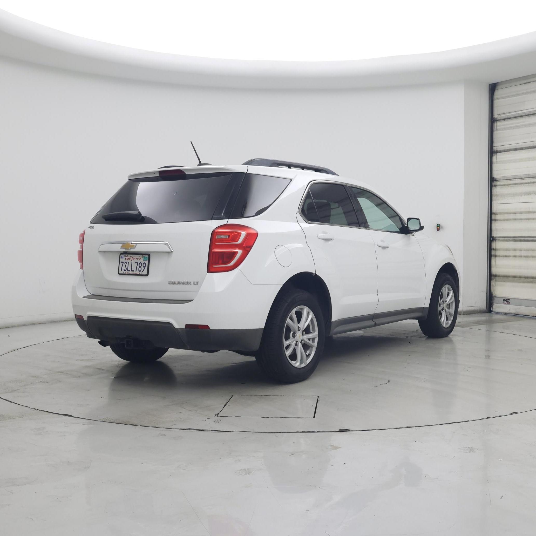 Thumbnail: 2016 Chevrolet Equinox - 8