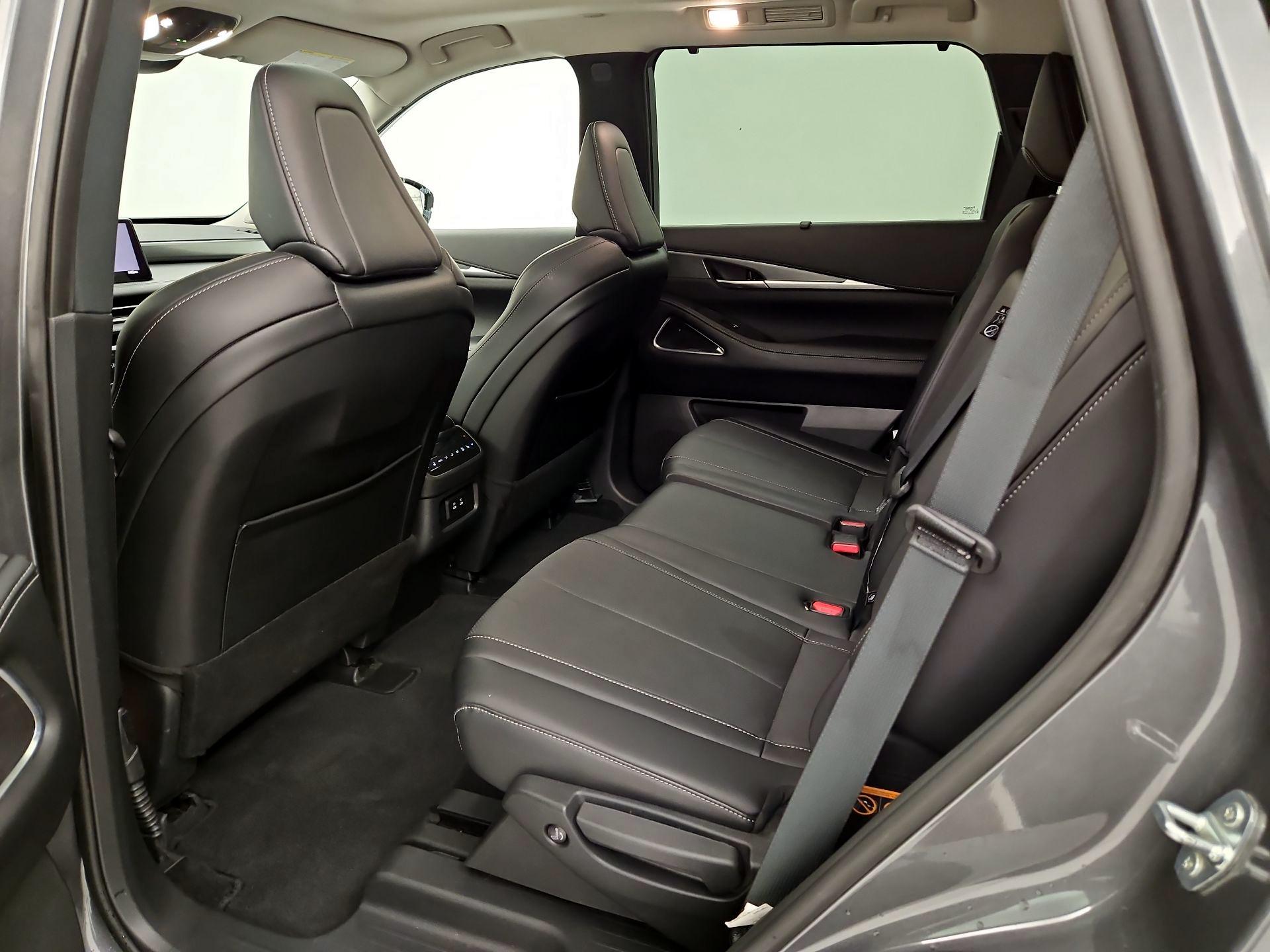 Thumbnail: 2026 INFINITI QX60 - 20