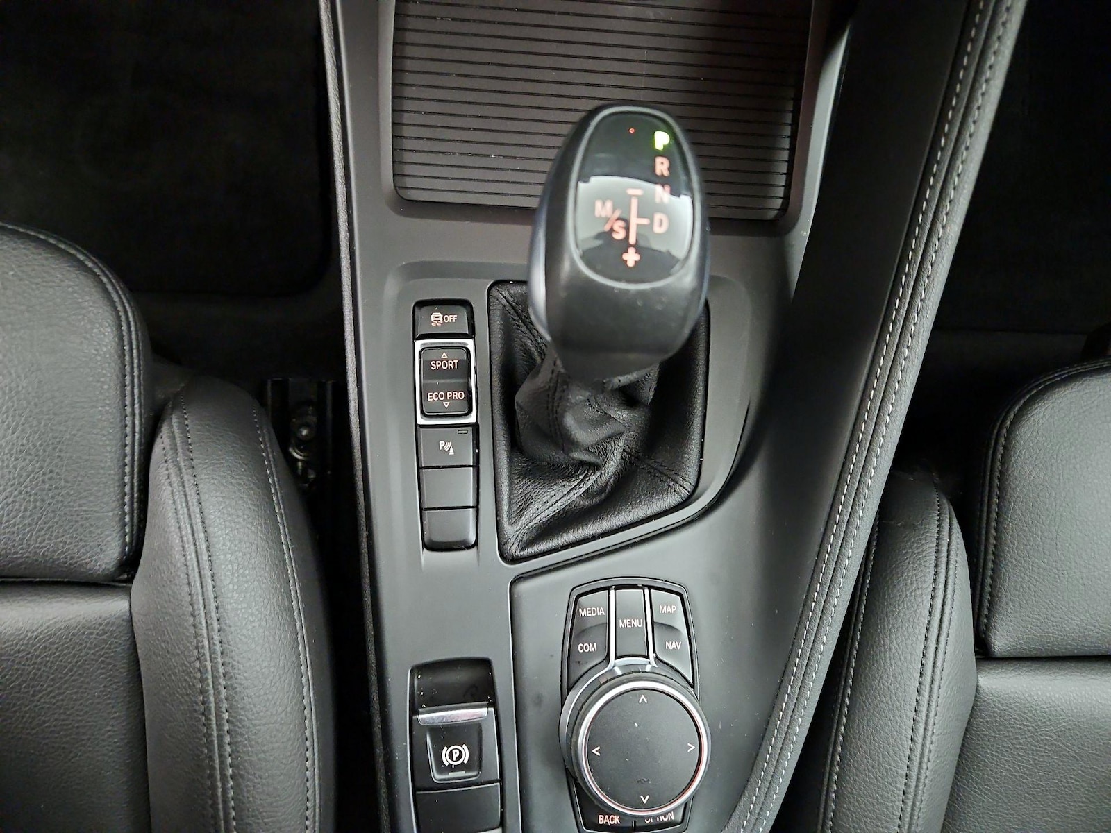 2018 BMW X1 28i - Photo 19