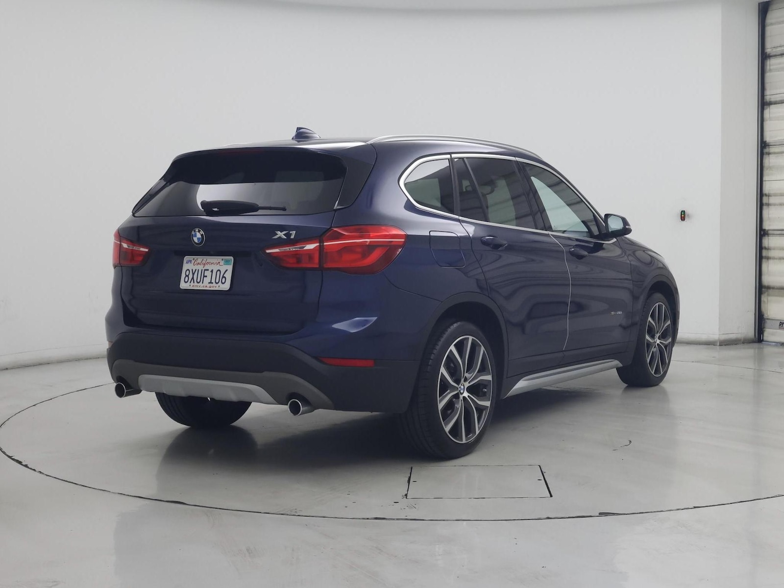 2018 BMW X1 28i - Photo 9