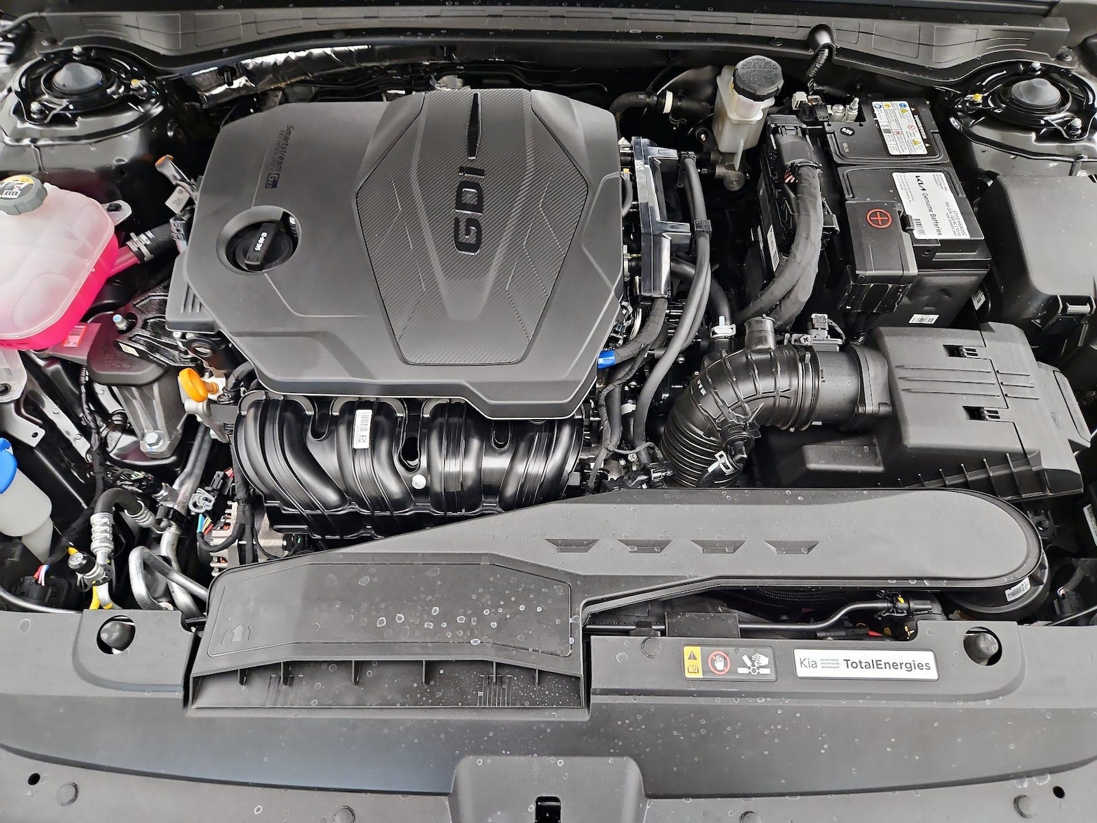 2025 Kia K5 GT-Line - Photo 23