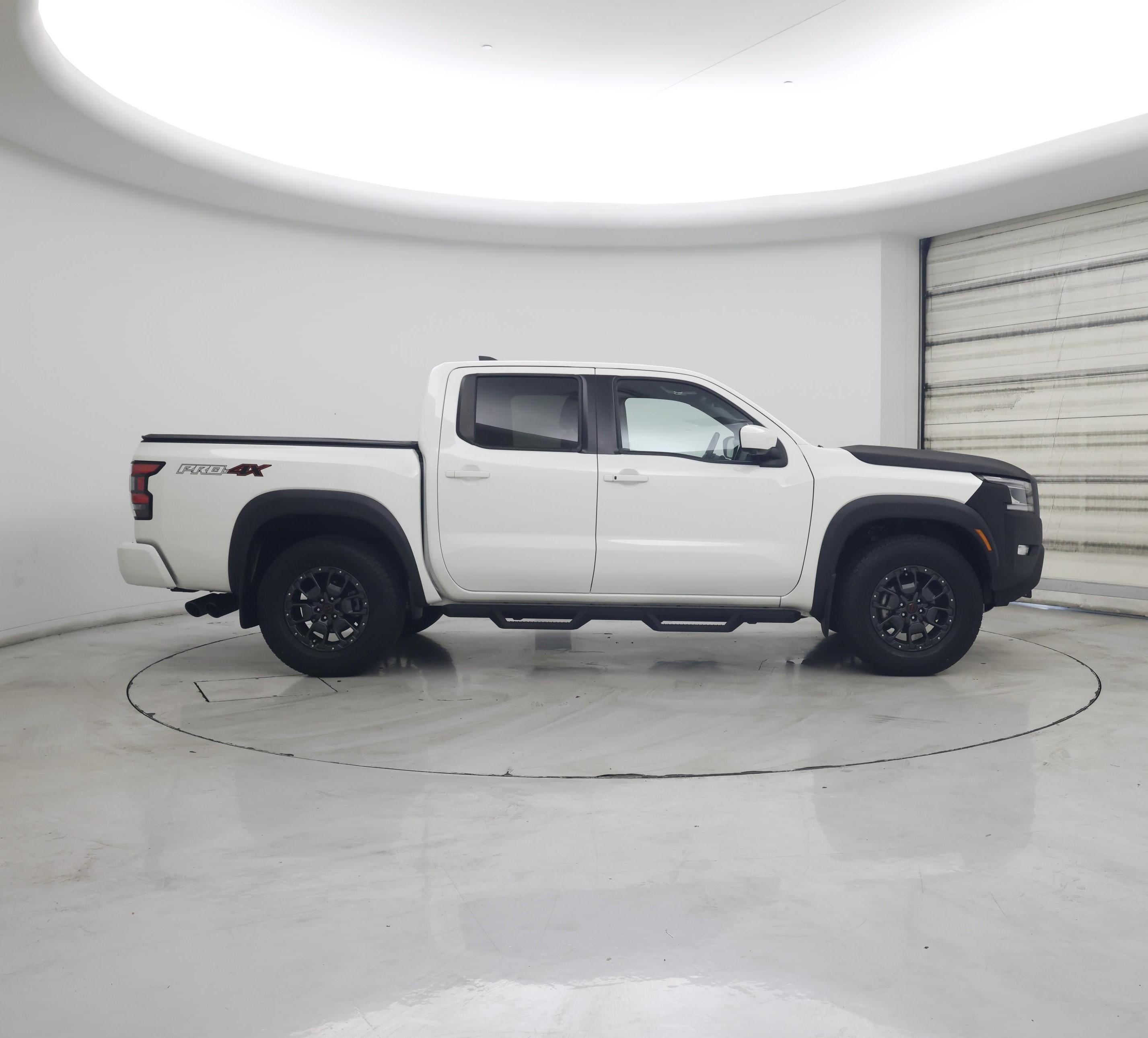 Thumbnail: 2023 Nissan Frontier - 7