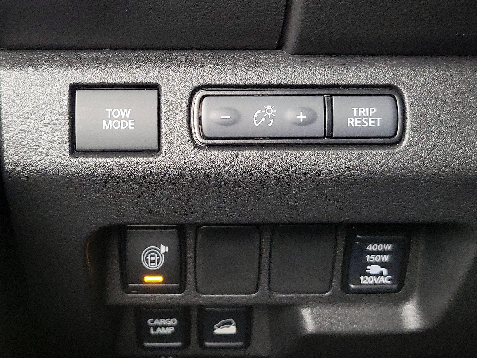2025 Nissan Frontier SV - Photo 14