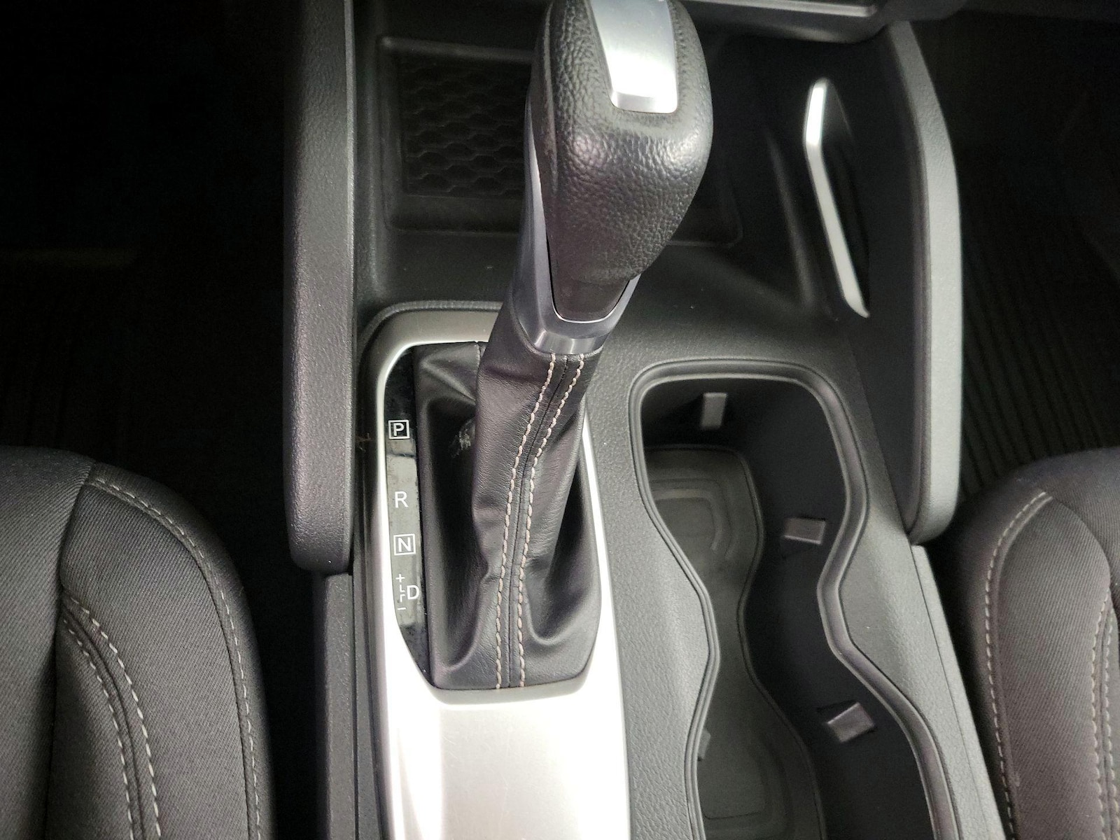 2025 Nissan Frontier SV - Photo 18