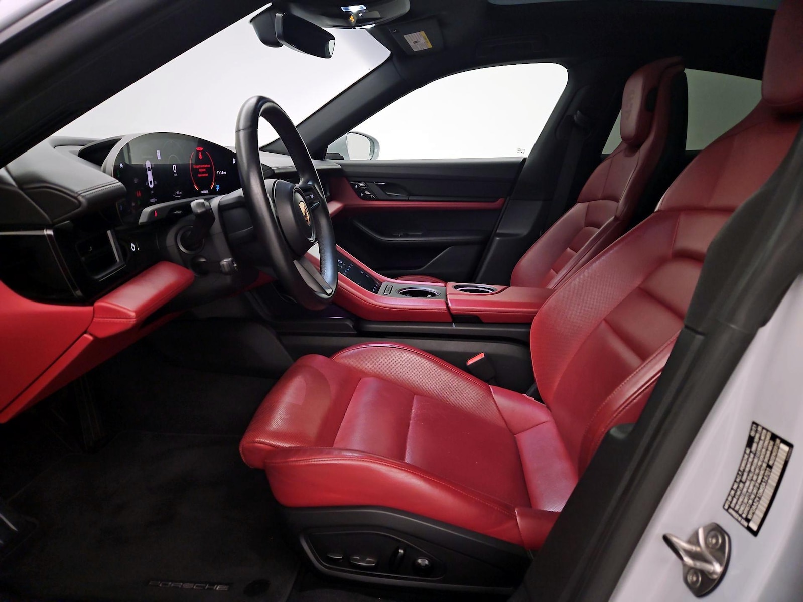 2021 Porsche Taycan Base - Photo 12
