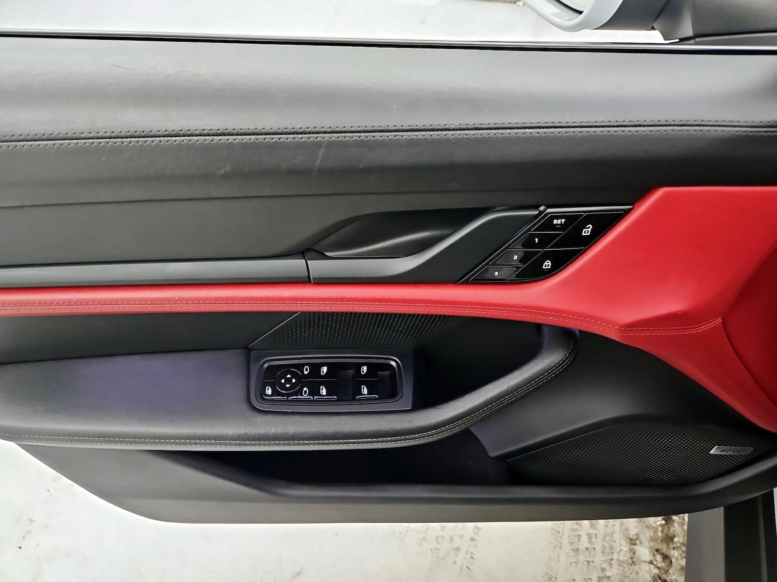 2021 Porsche Taycan Base - Photo 13