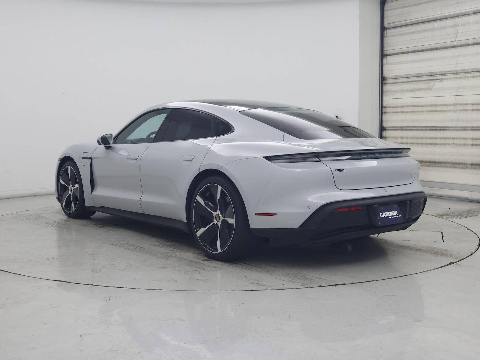 2021 Porsche Taycan Base - Photo 3