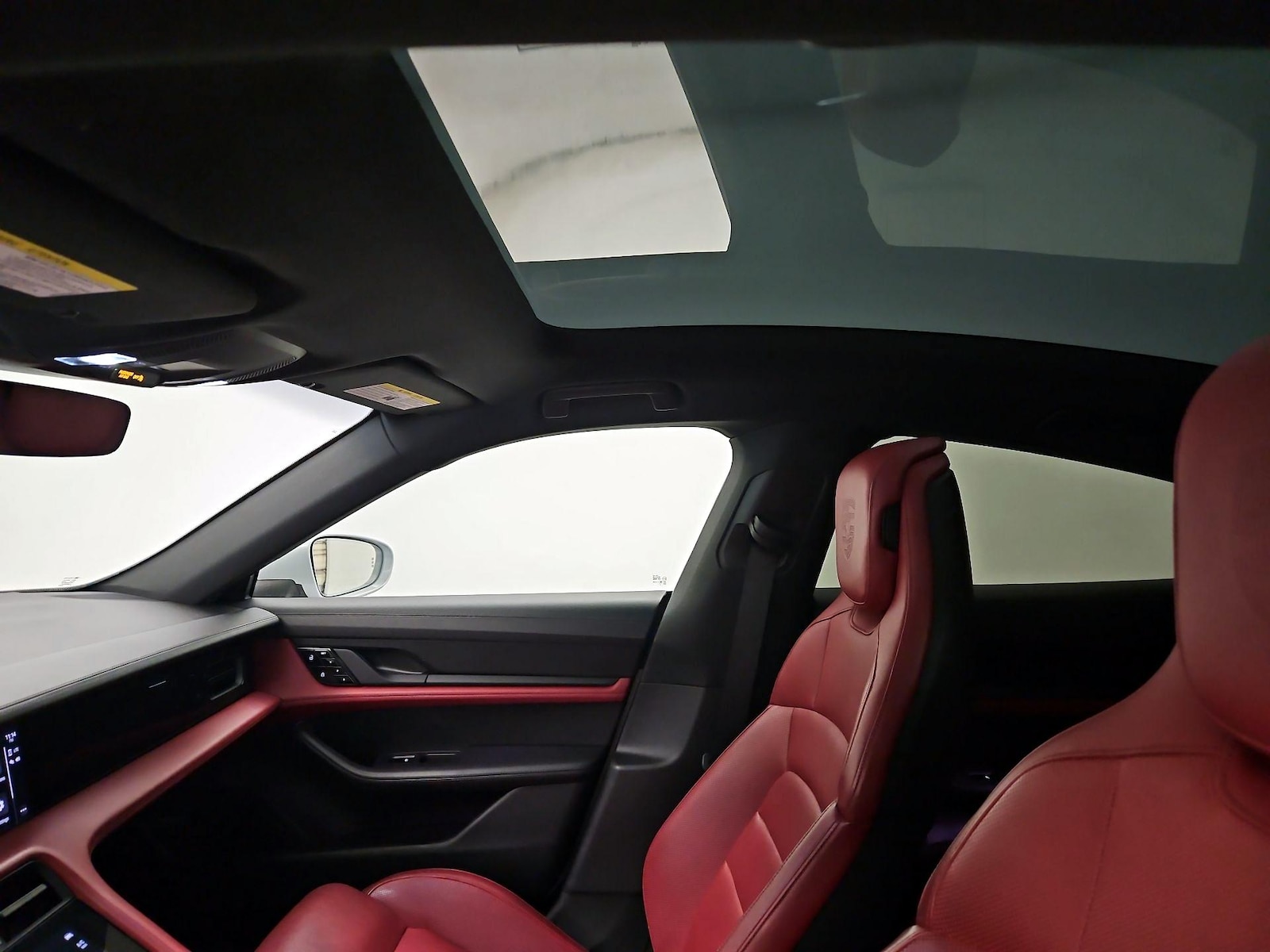 2021 Porsche Taycan Base - Photo 20