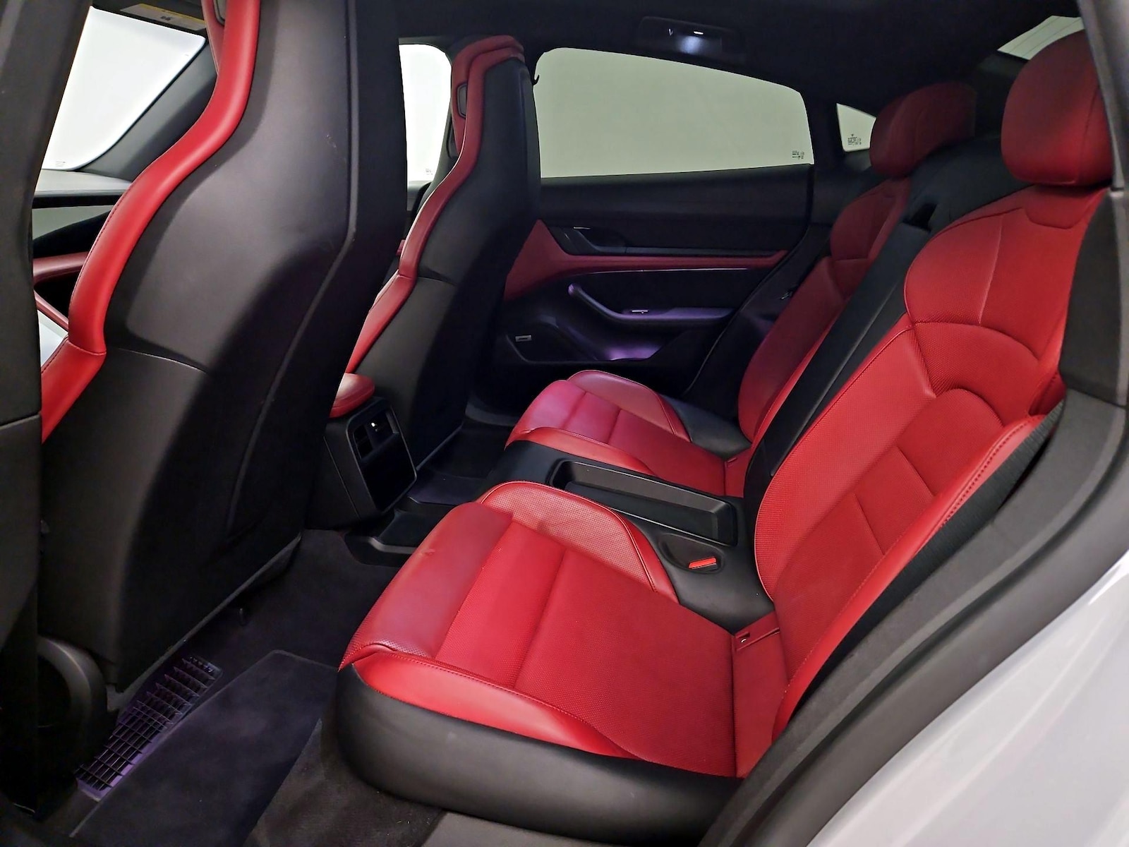 2021 Porsche Taycan Base - Photo 21