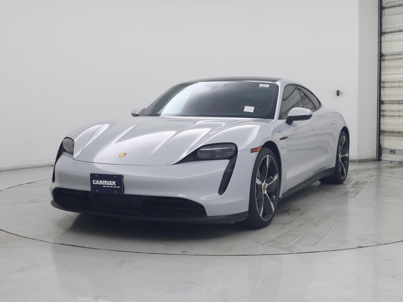 2021 Porsche Taycan Base - Photo 5