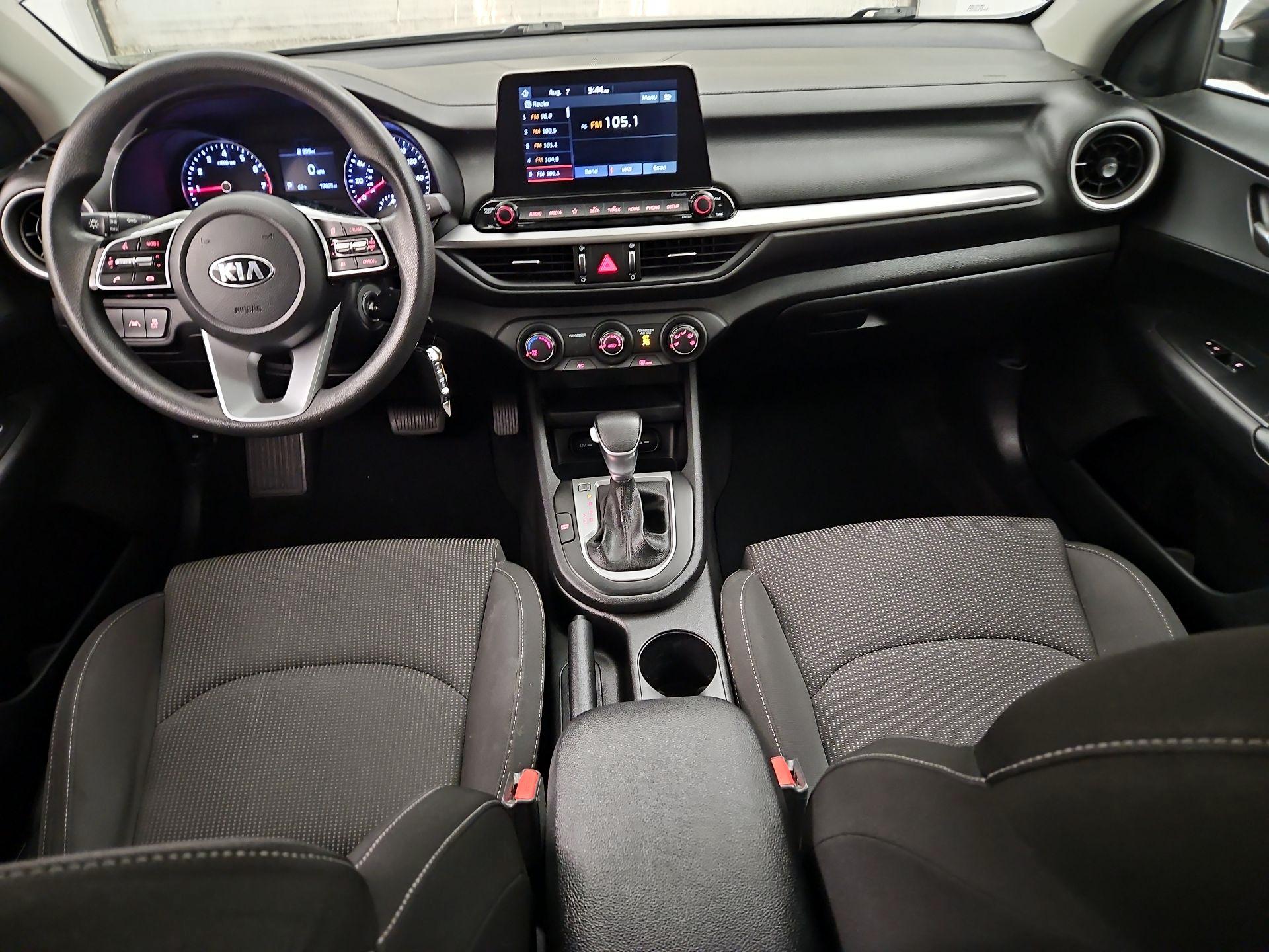 Thumbnail: 2020 Kia Forte - 9