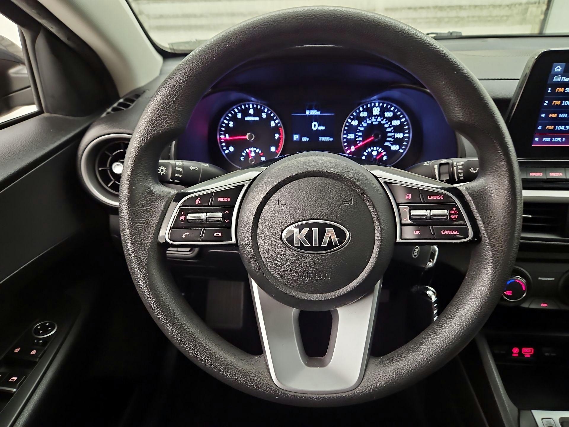 Thumbnail: 2020 Kia Forte - 10