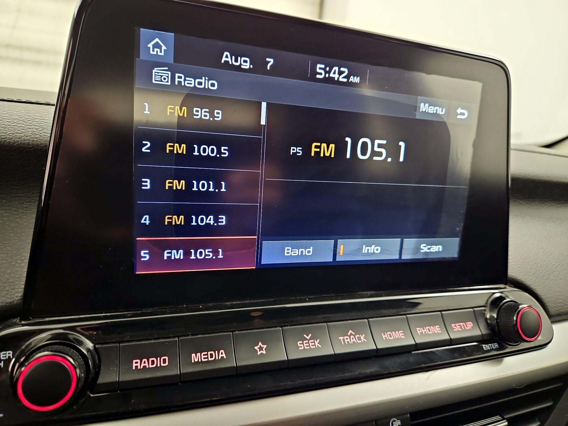 Thumbnail: 2020 Kia Forte - 15