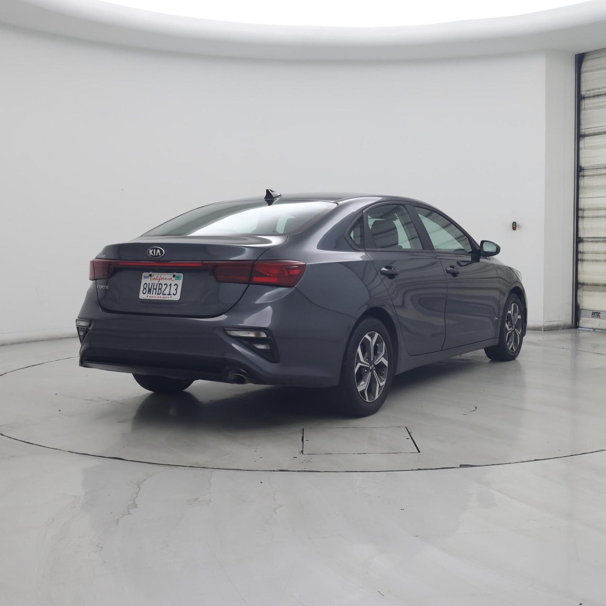 Thumbnail: 2020 Kia Forte - 8