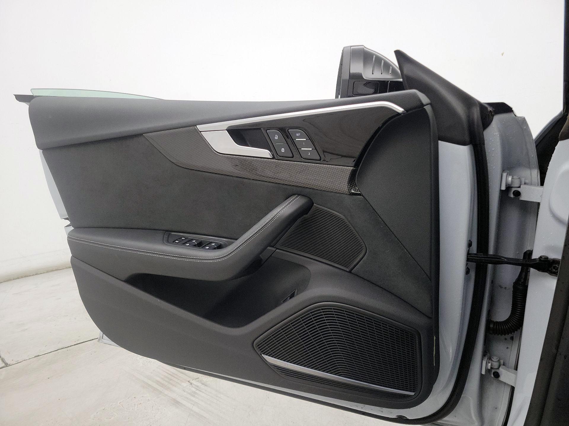 Thumbnail: 2022 Audi S5 - 12