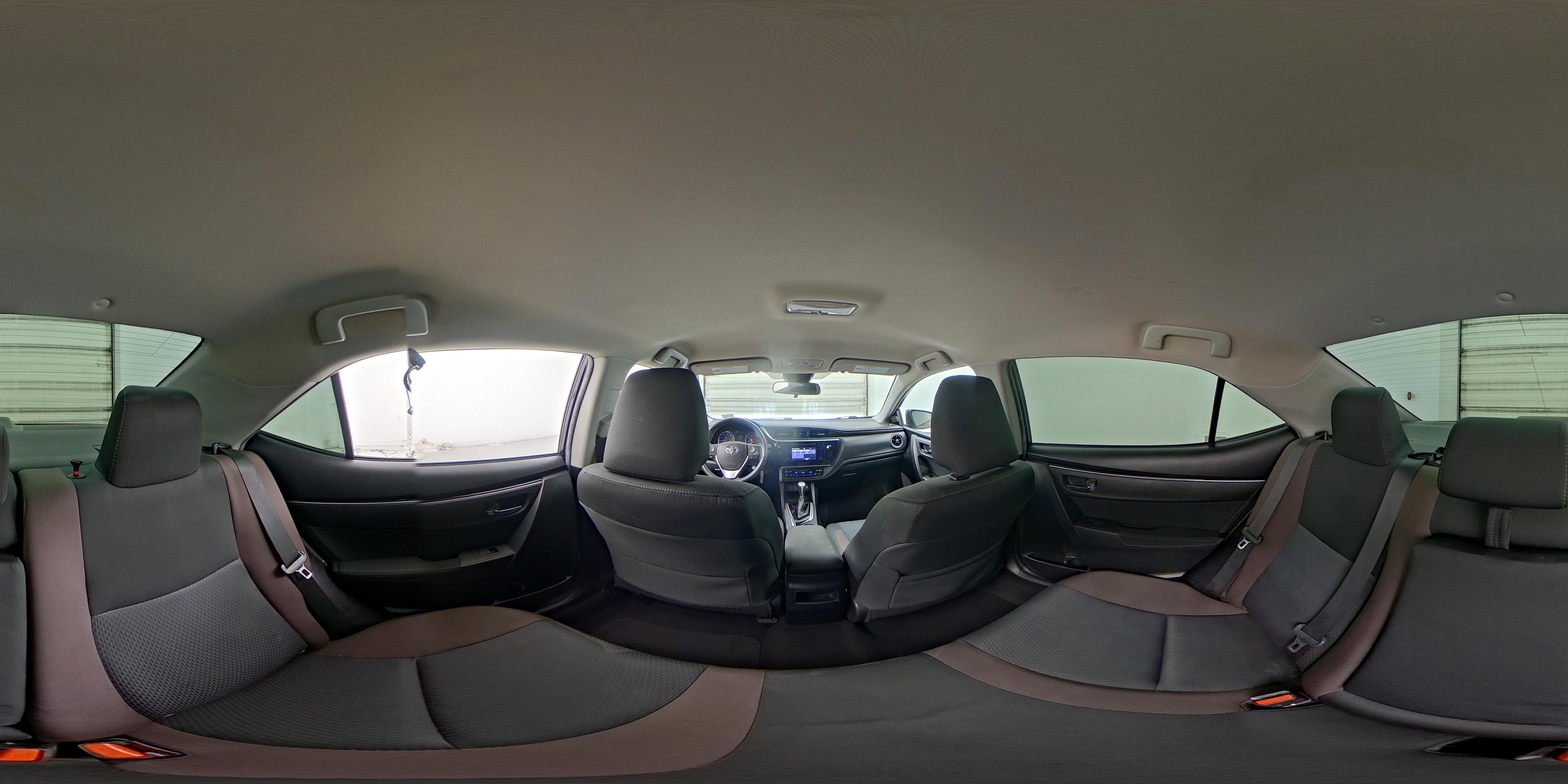 2018 Toyota Corolla LE - Photo 25