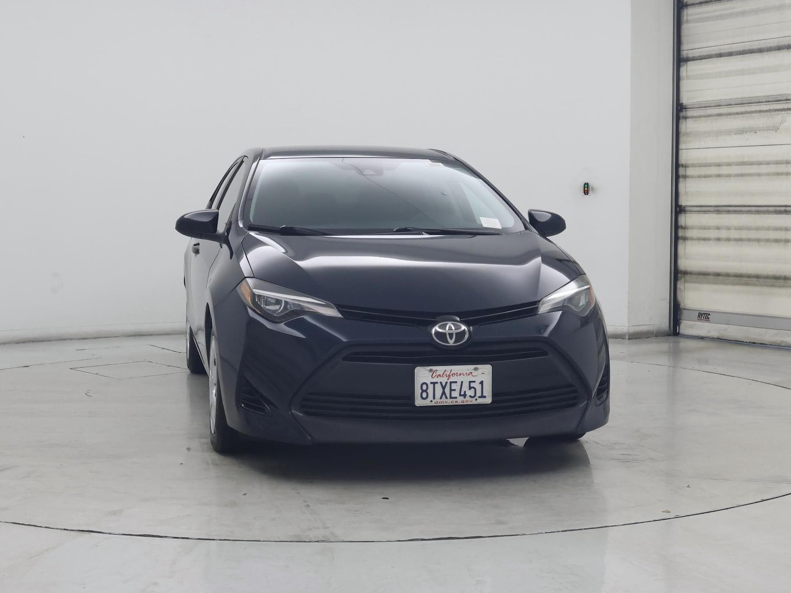 2018 Toyota Corolla LE - Photo 6