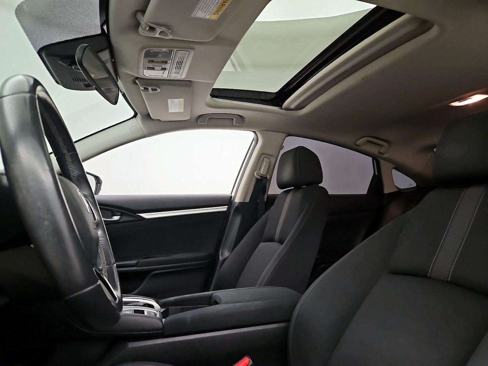 Sunroof(s) & Overhead Airbags