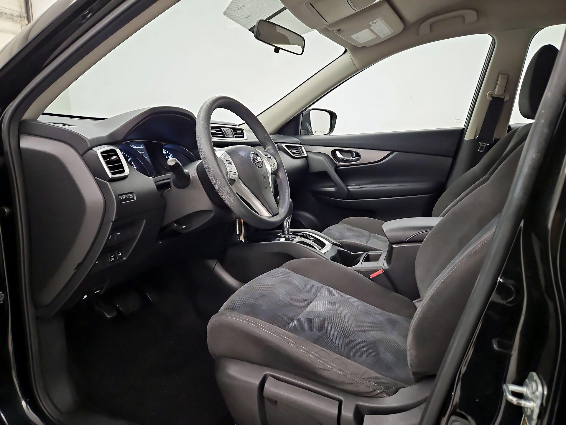 Thumbnail: 2015 Nissan Rogue - 11