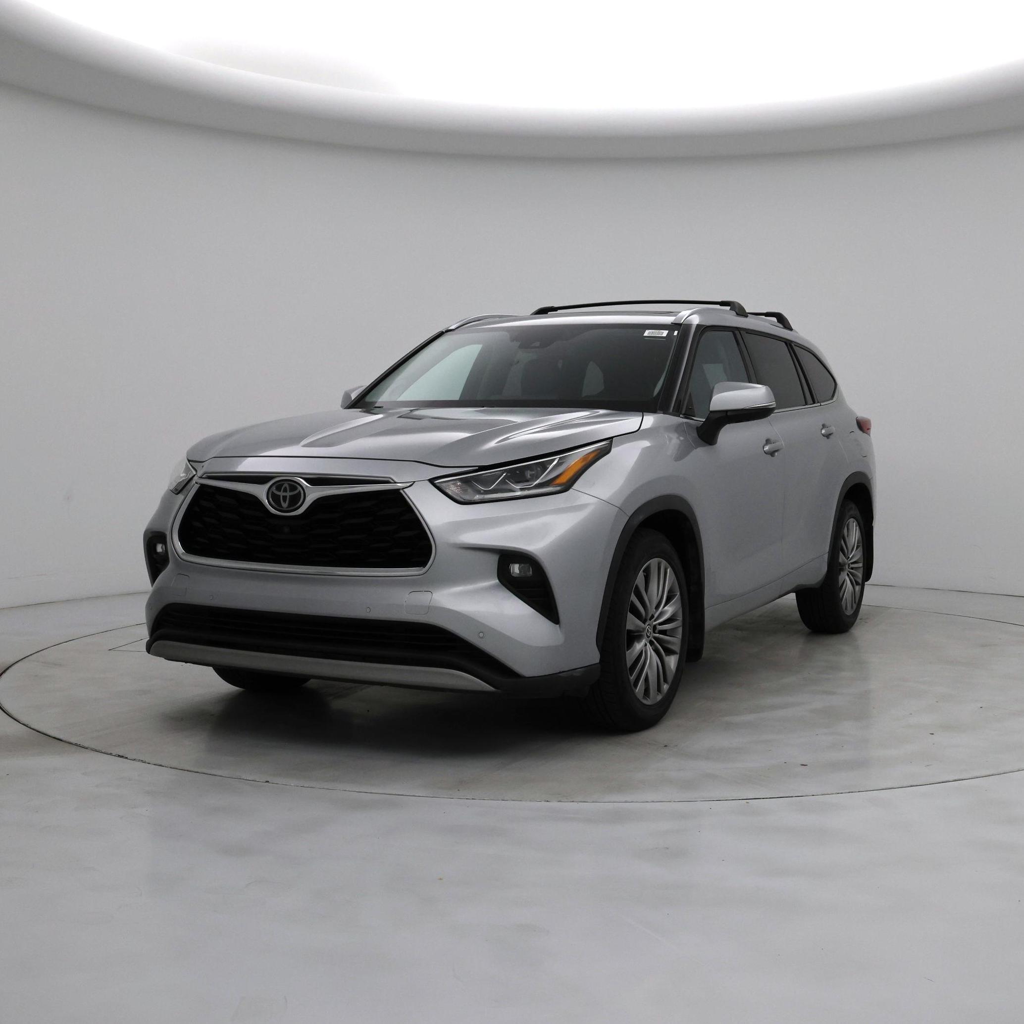 Thumbnail: 2020 Toyota Highlander - 4
