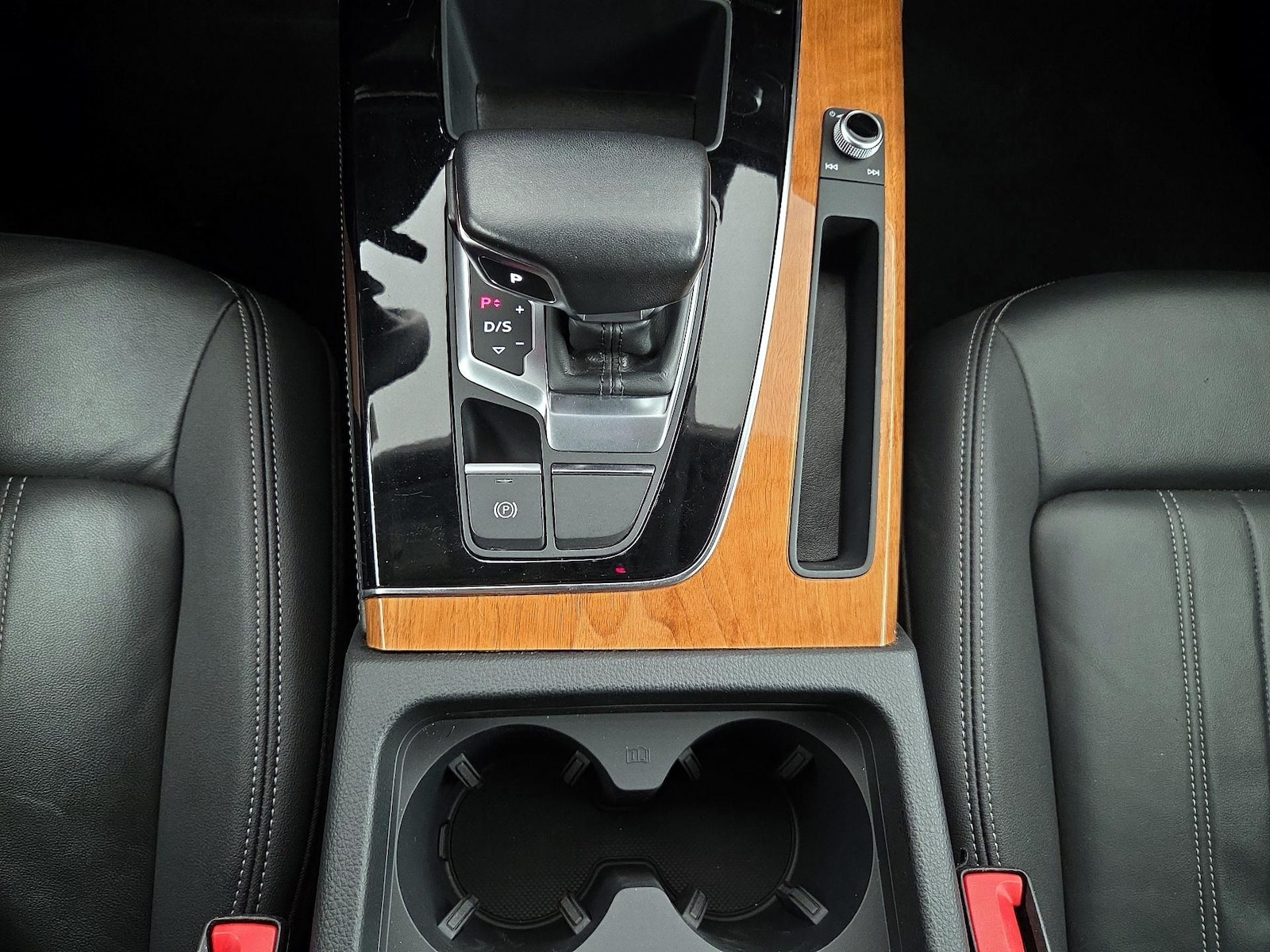 2023 Audi Q5 Premium Plus - Photo 18