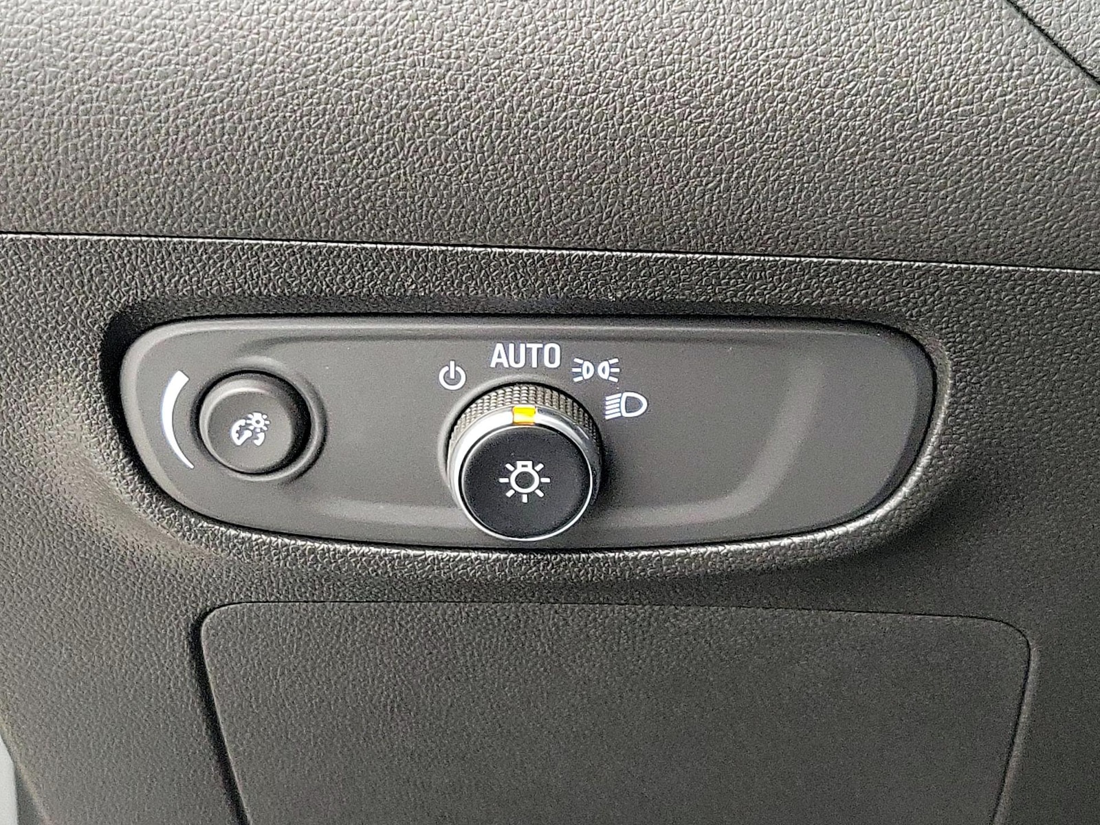 2025 Buick Encore GX Preferred - Photo 14