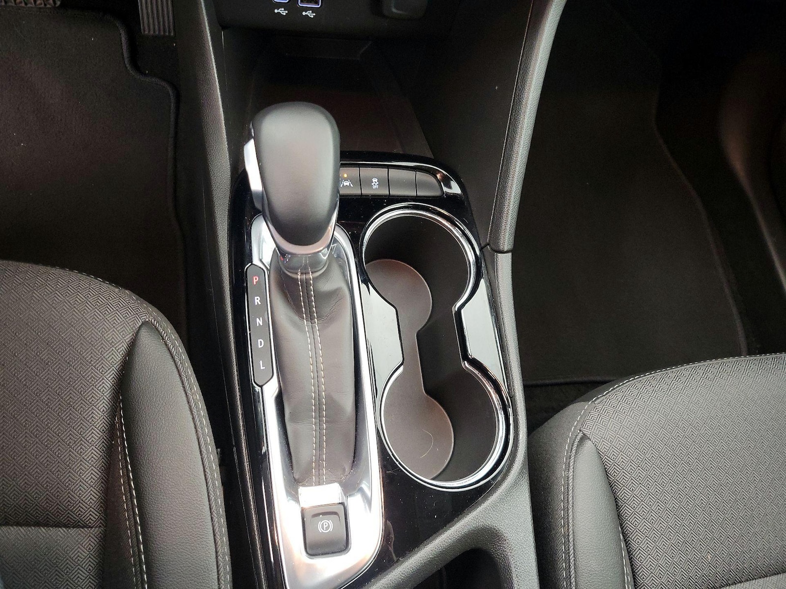 2025 Buick Encore GX Preferred - Photo 18