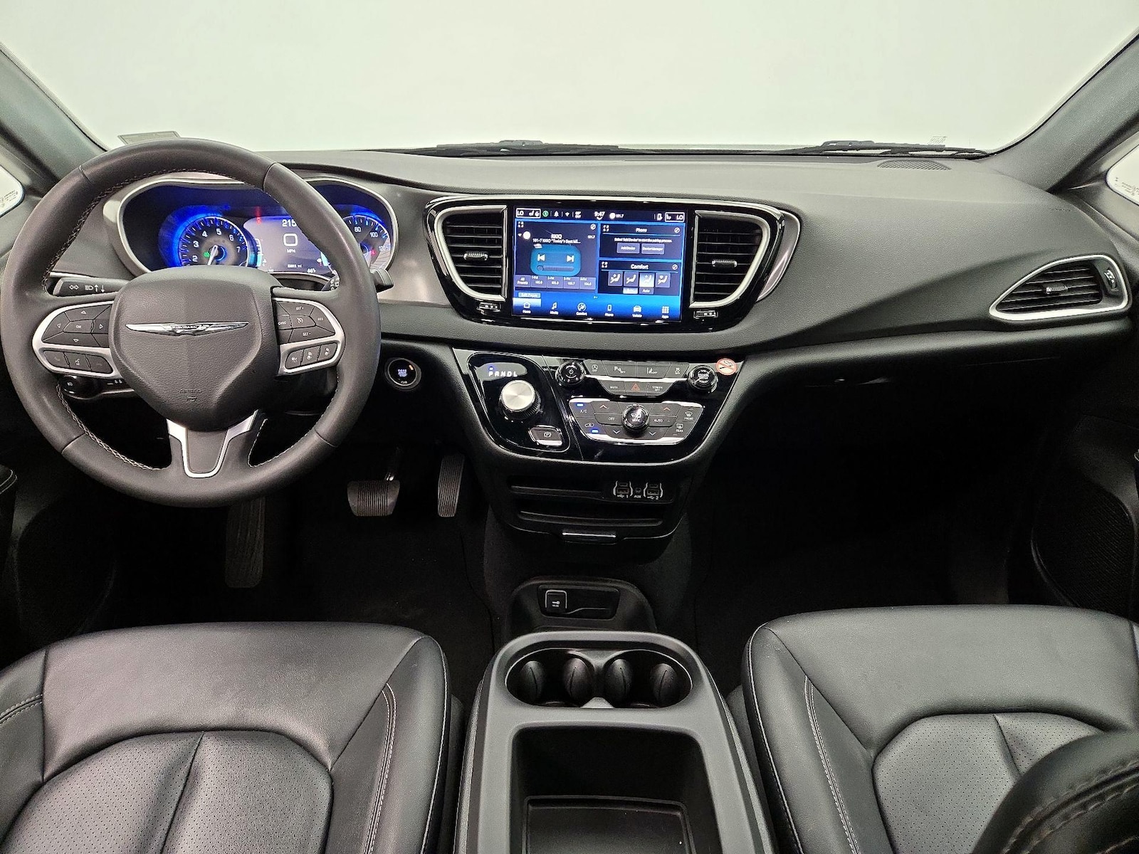 2025 Chrysler Pacifica Select - Photo 10