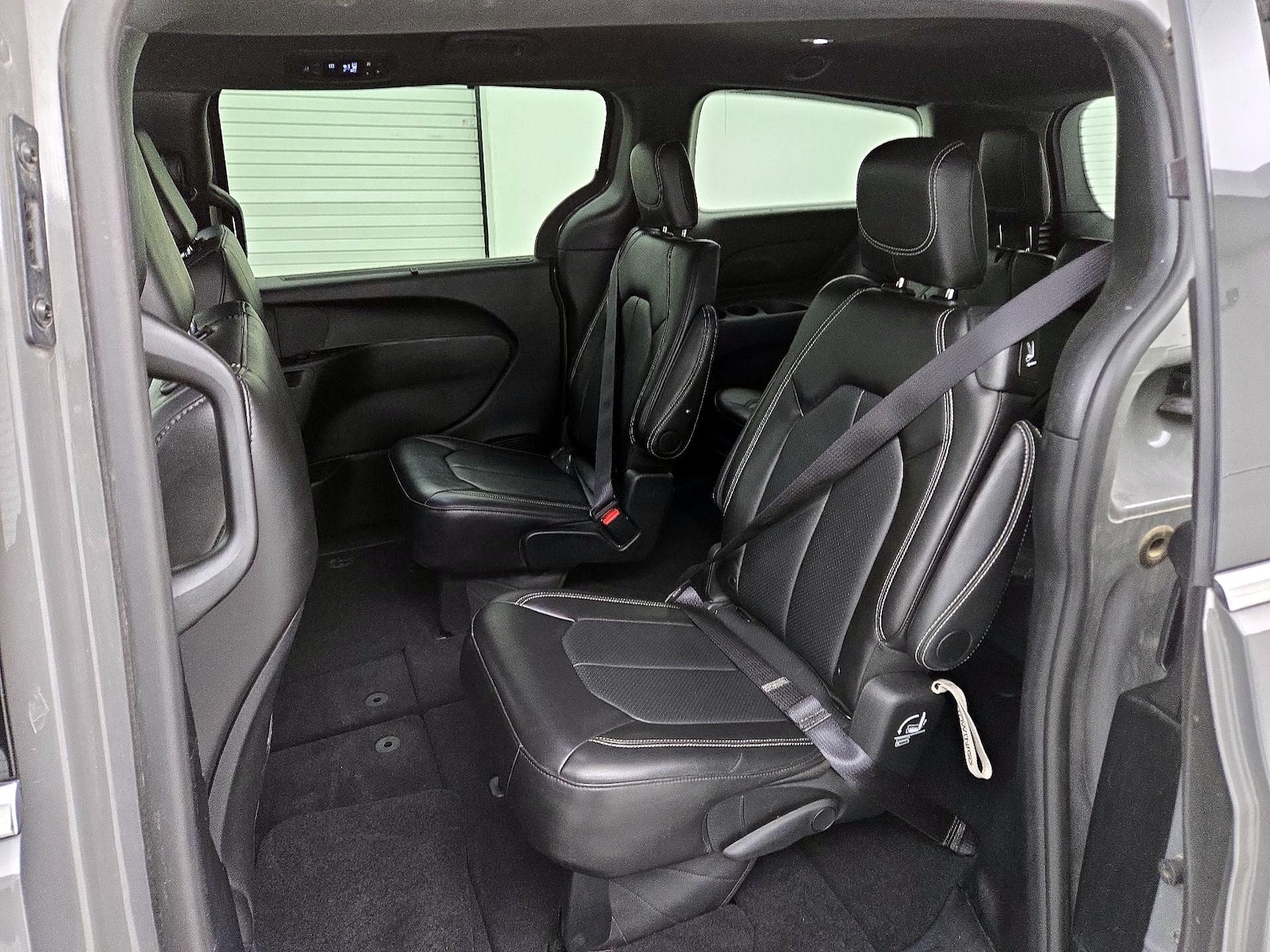 2025 Chrysler Pacifica Select - Photo 20