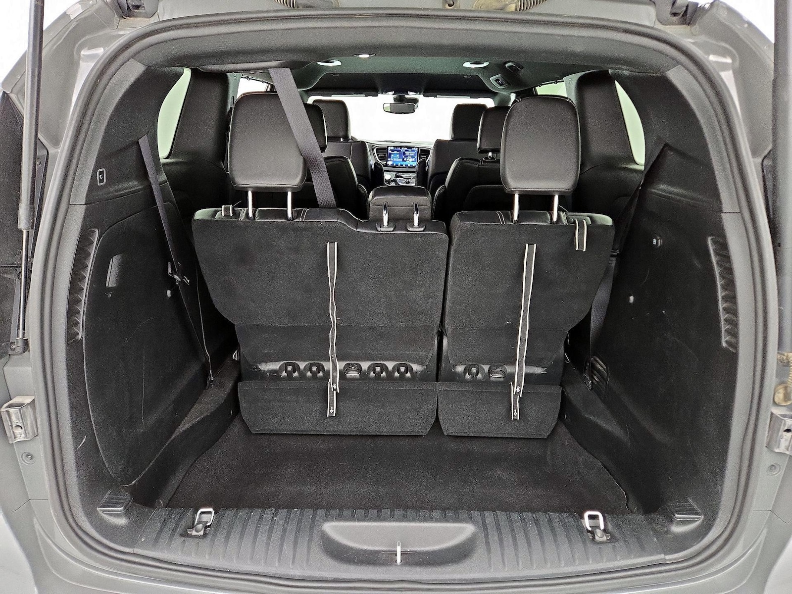 2025 Chrysler Pacifica Select - Photo 22