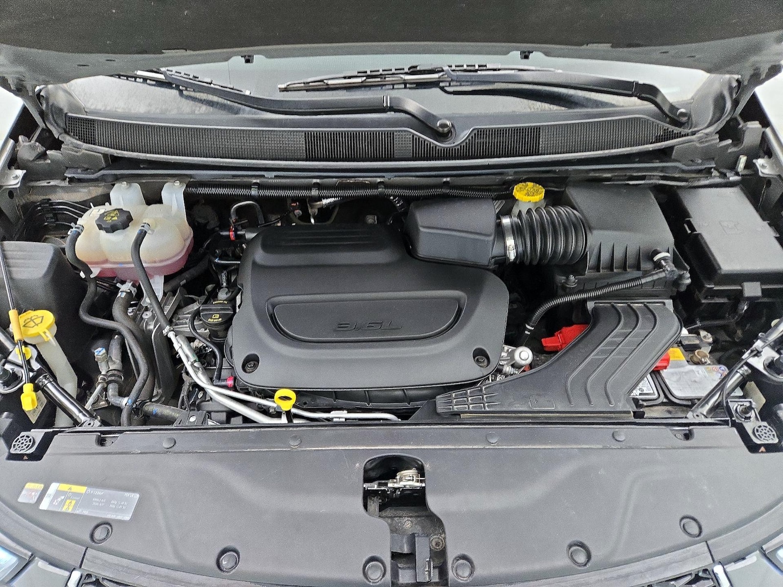 2025 Chrysler Pacifica Select - Photo 24