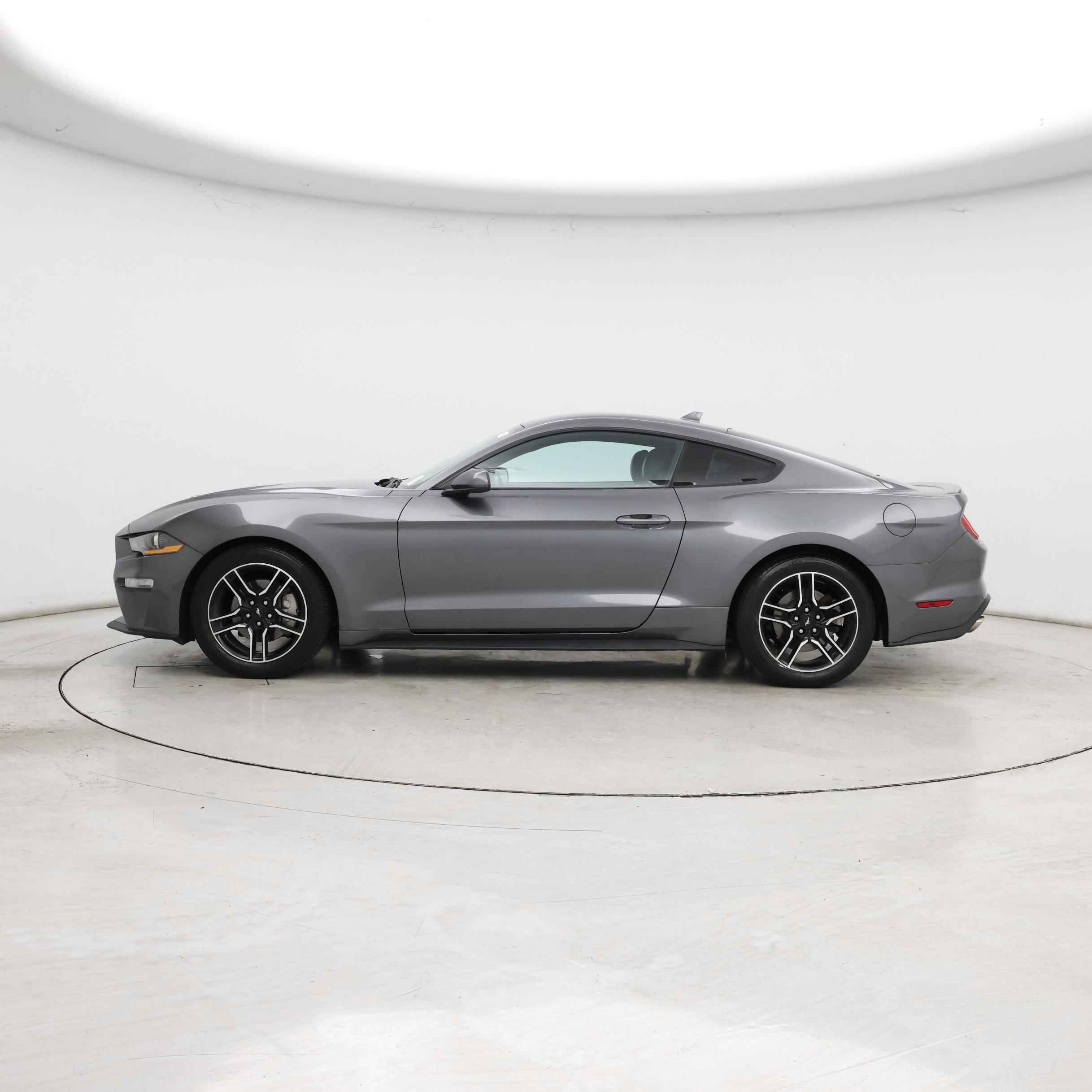 Thumbnail: 2022 Ford Mustang - 3