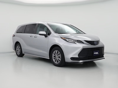 2022 Toyota Sienna Hybrid LE