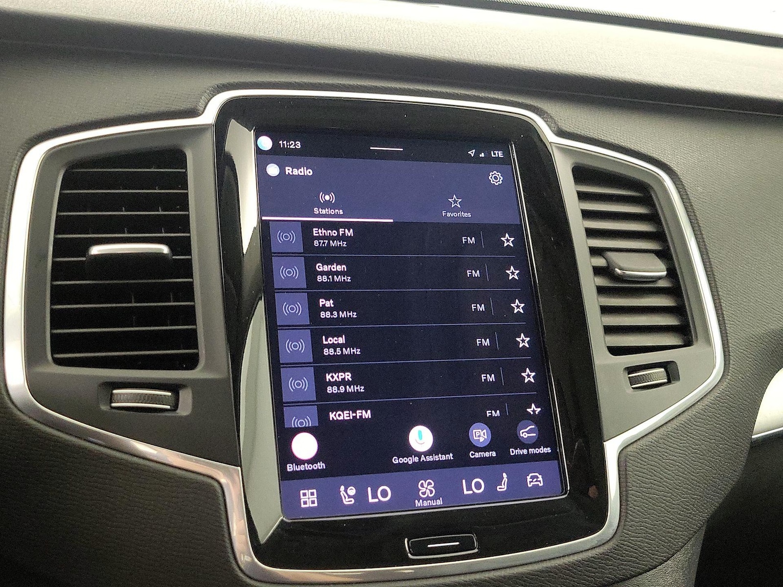 2024 Volvo XC90 Core - Photo 16