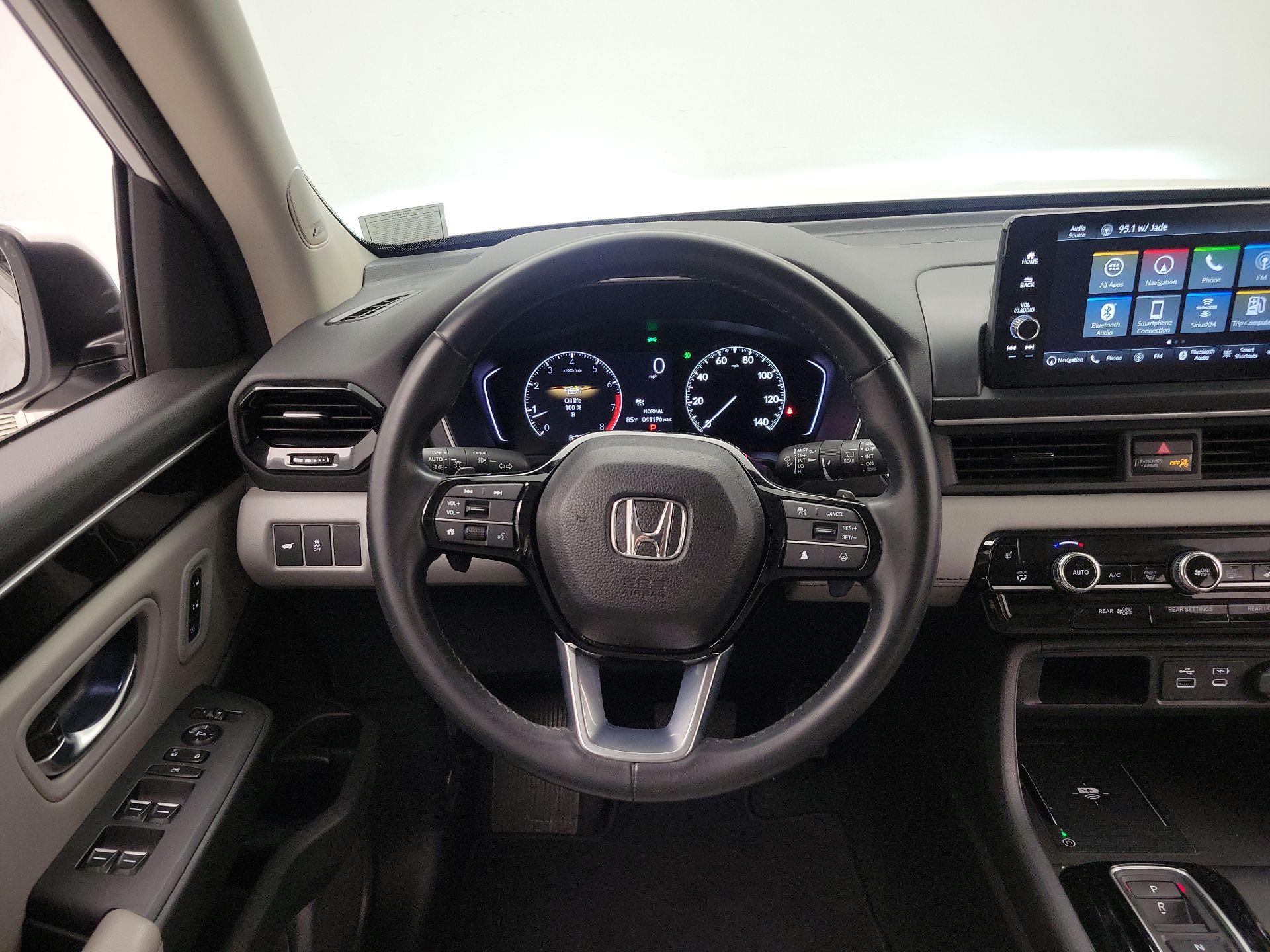 Thumbnail: 2025 Honda Pilot - 10
